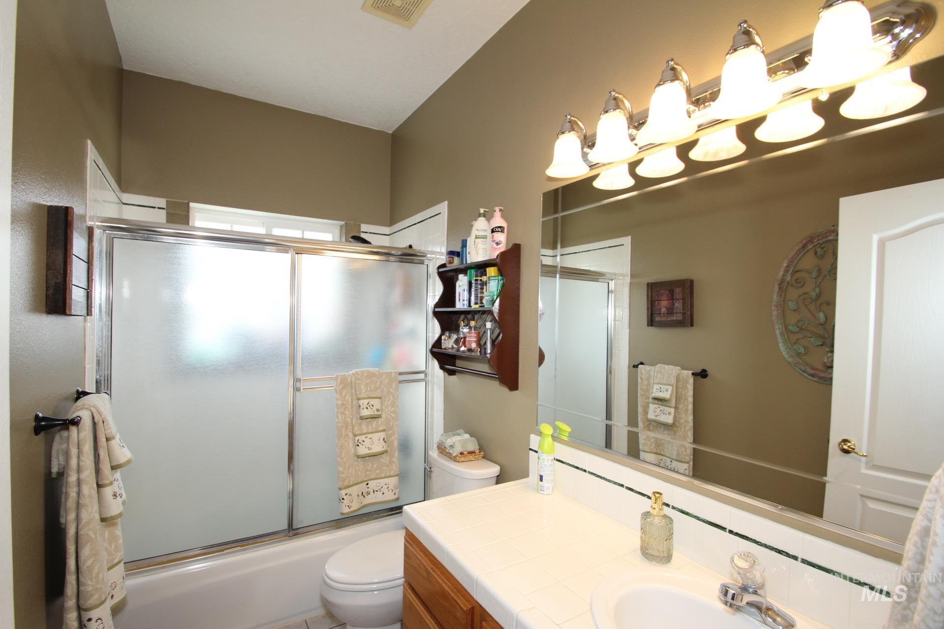 1707 Emerald Ave. Property Photo 14