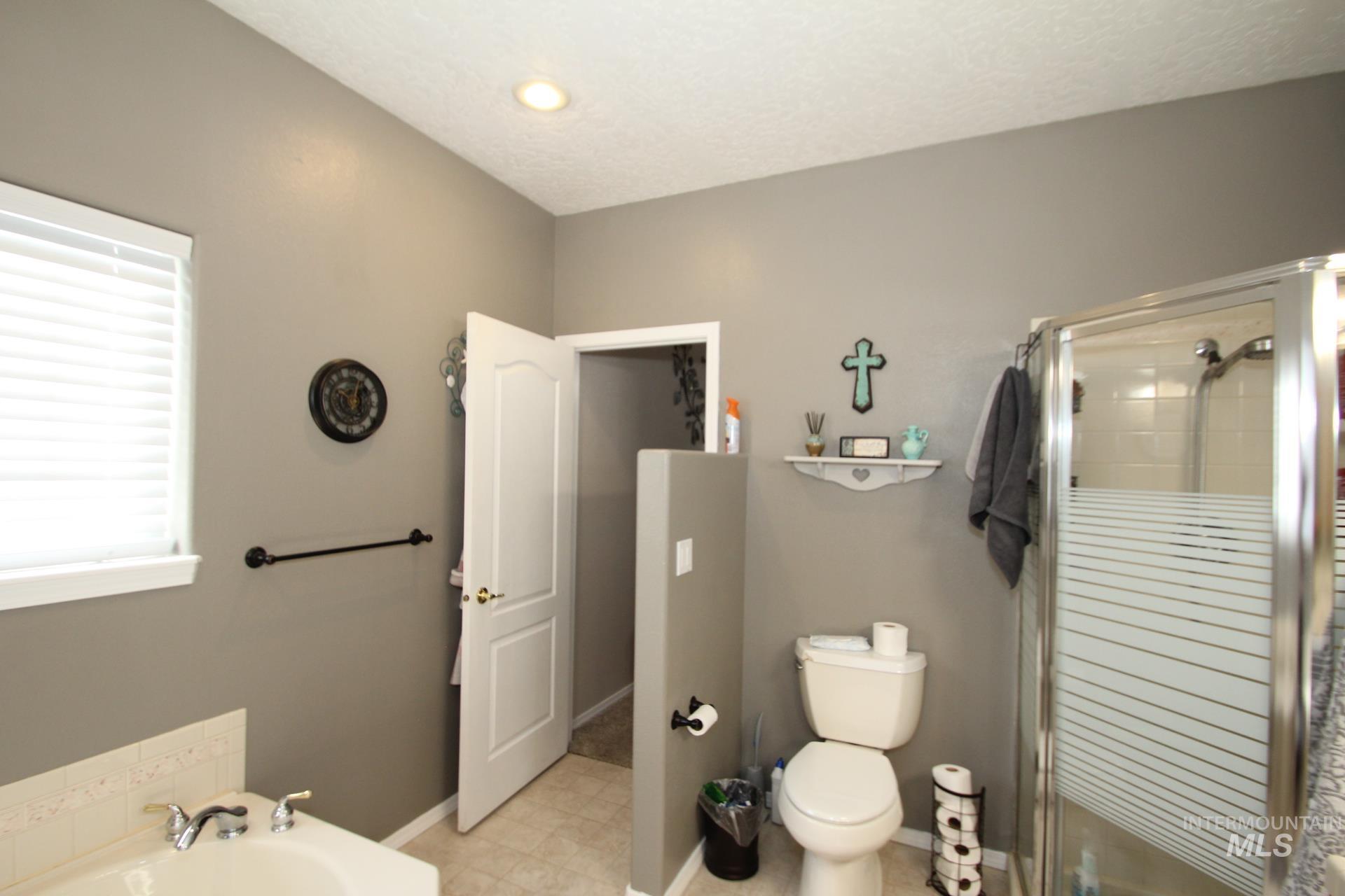 1707 Emerald Ave. Property Photo 23