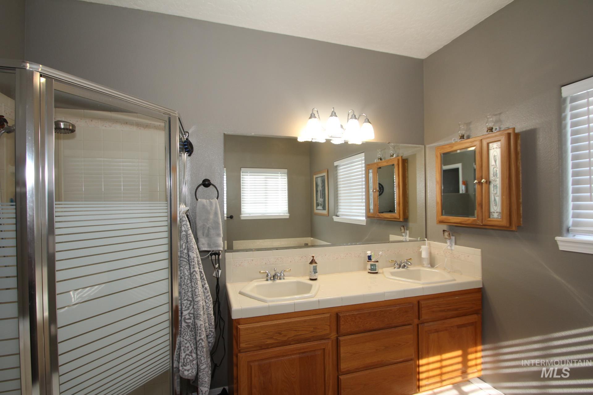 1707 Emerald Ave. Property Photo 24