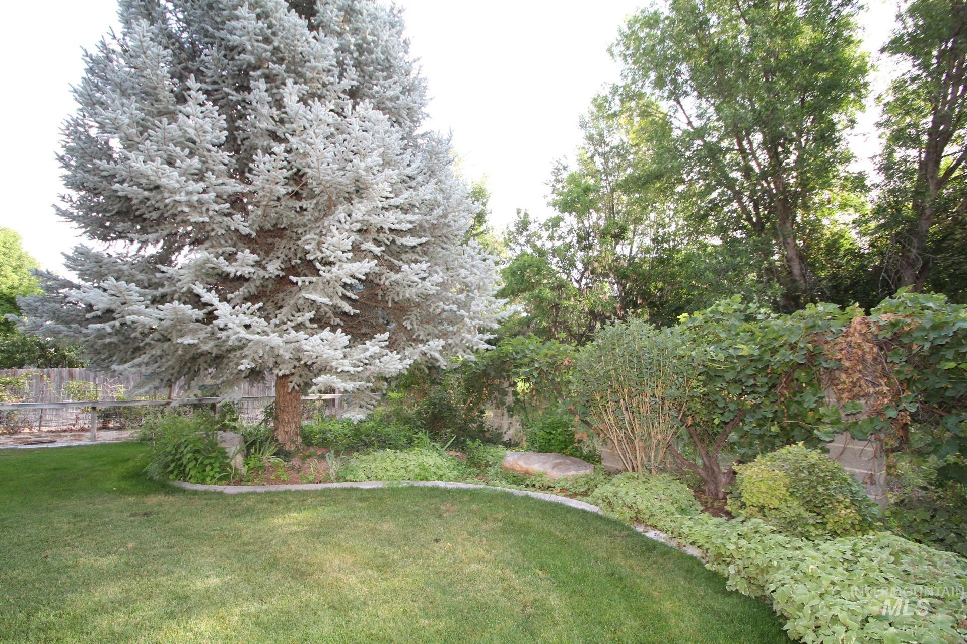 1707 Emerald Ave. Property Photo 40