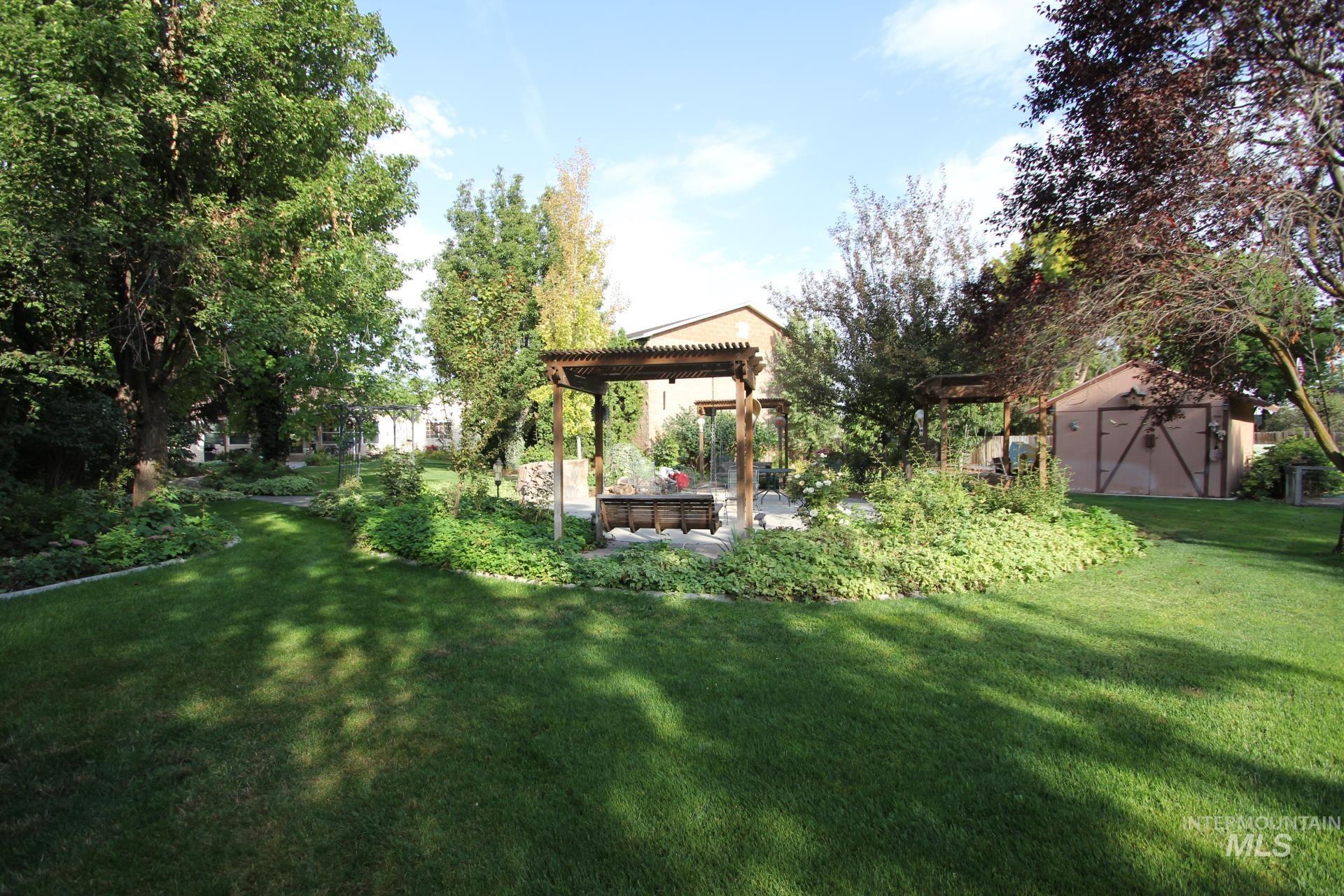 1707 Emerald Ave. Property Photo 41