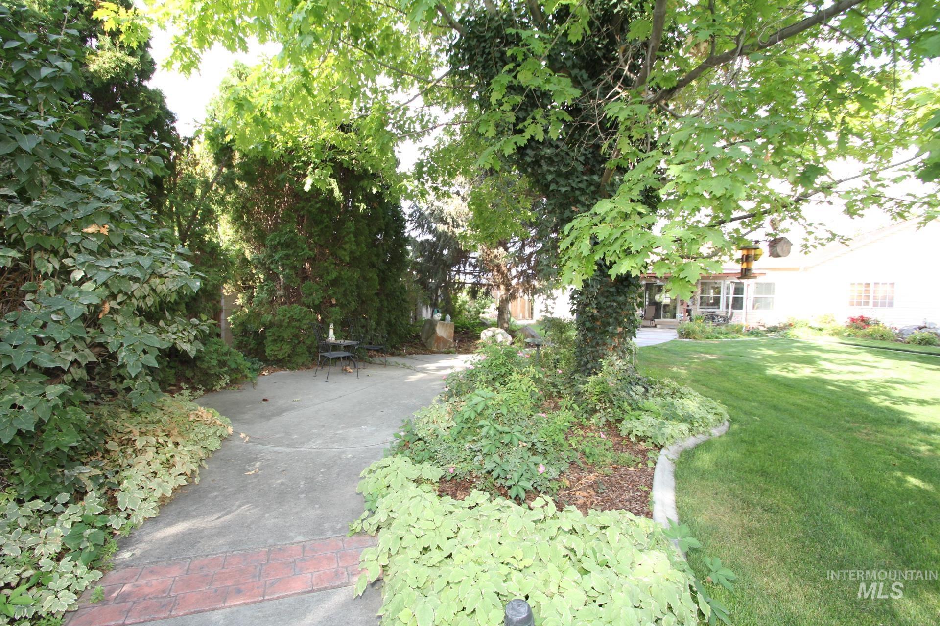 1707 Emerald Ave. Property Photo 42