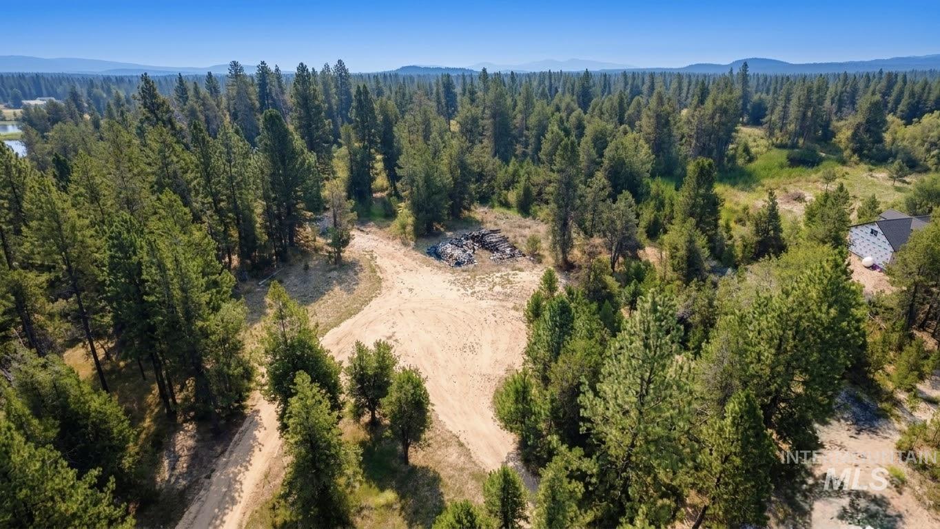 2xx Mineral Dr Property Photo 1