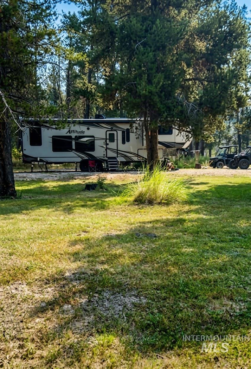 2xx Mineral Dr Property Photo 4