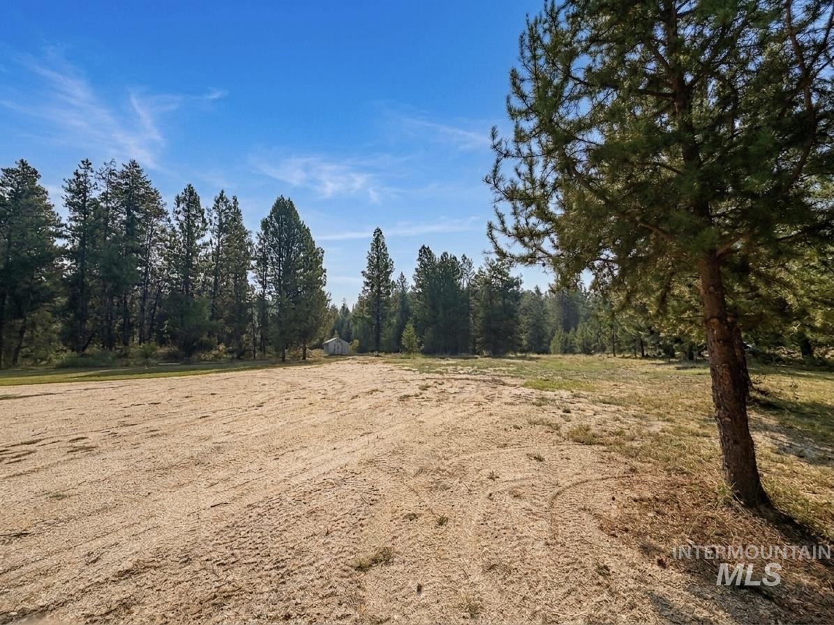 2xx Mineral Dr Property Photo 5