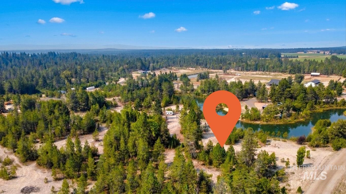1xx Mineral Dr Property Photo 3