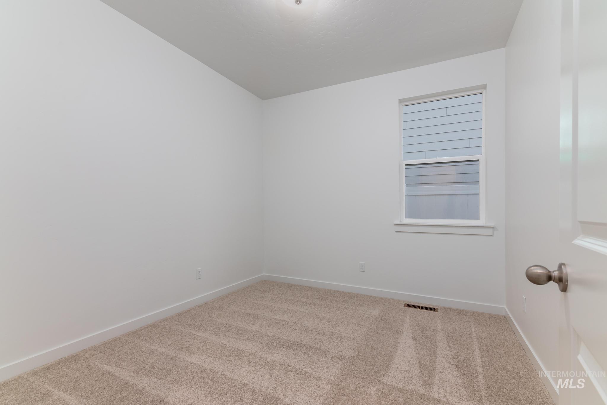 2701 N Morehouse Ave Property Photo 12
