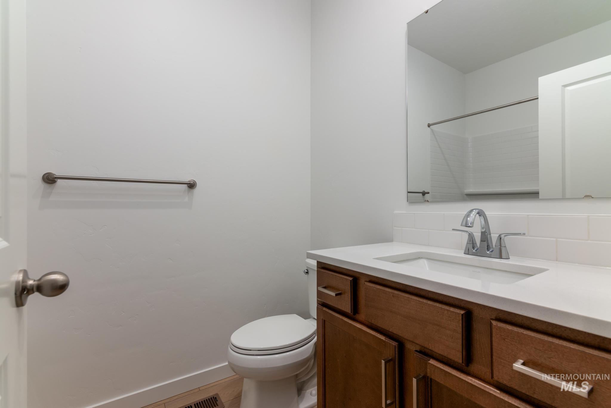 2701 N Morehouse Ave Property Photo 13