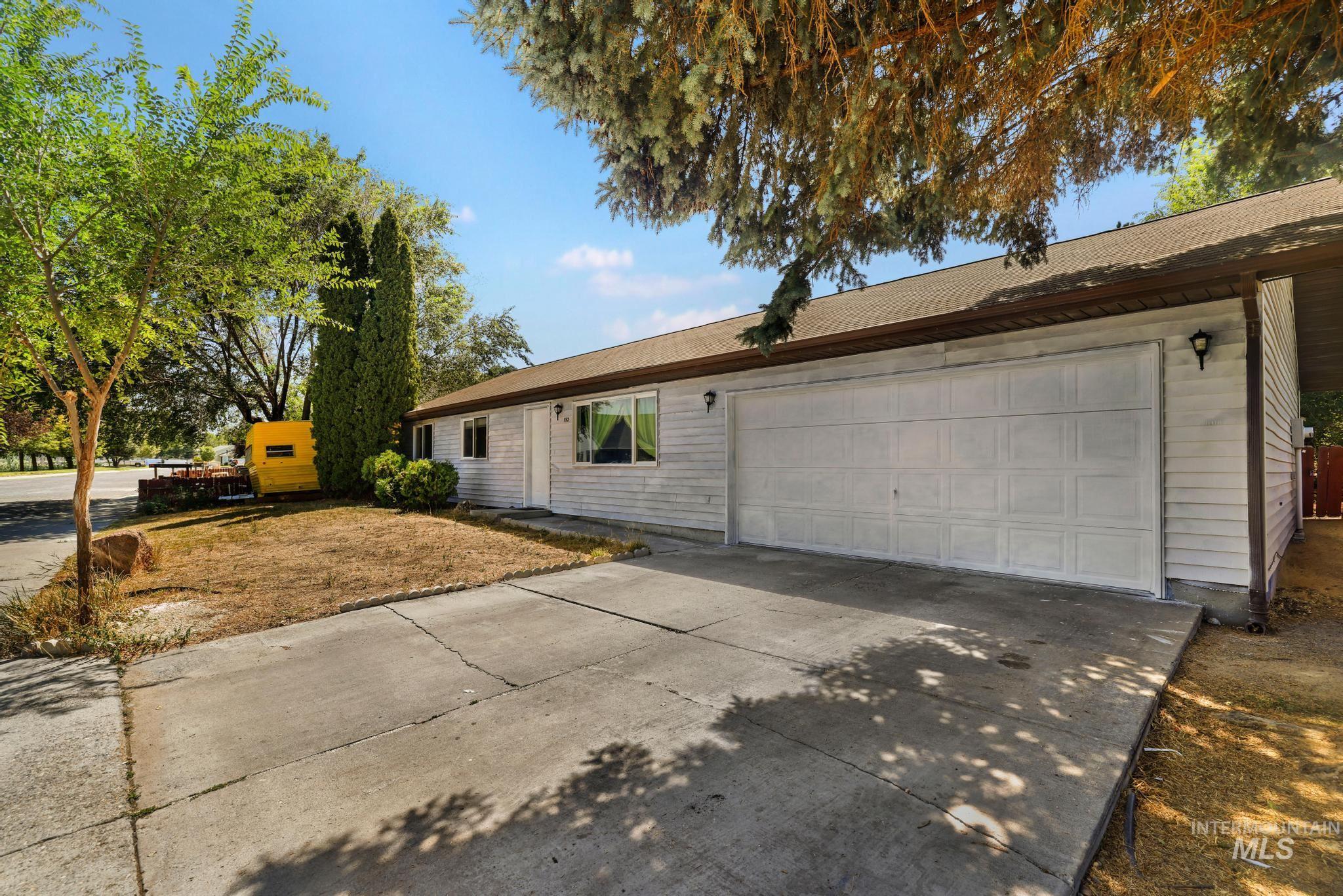 152 Cordova Ave. Property Photo 3