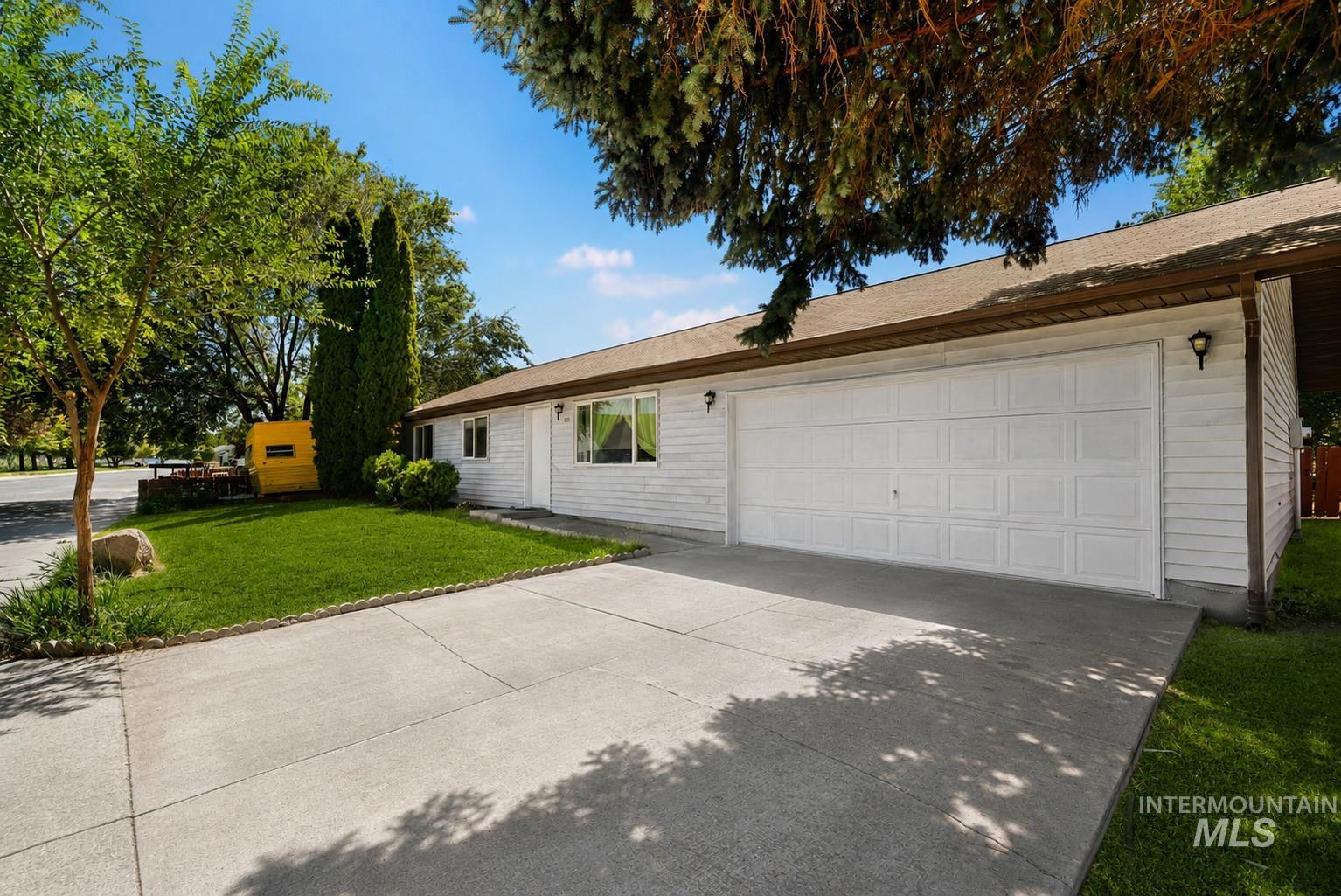 152 Cordova Ave. Property Photo 4