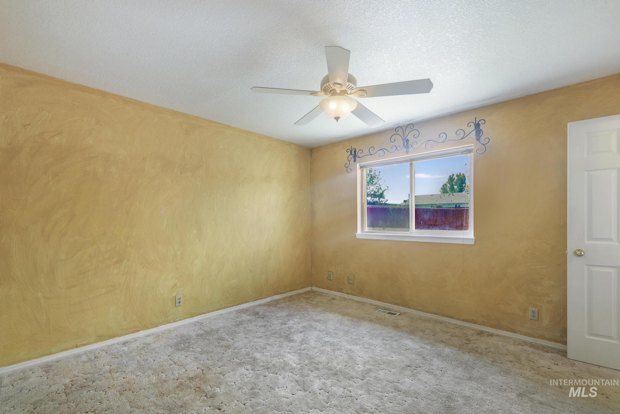 152 Cordova Ave. Property Photo 20
