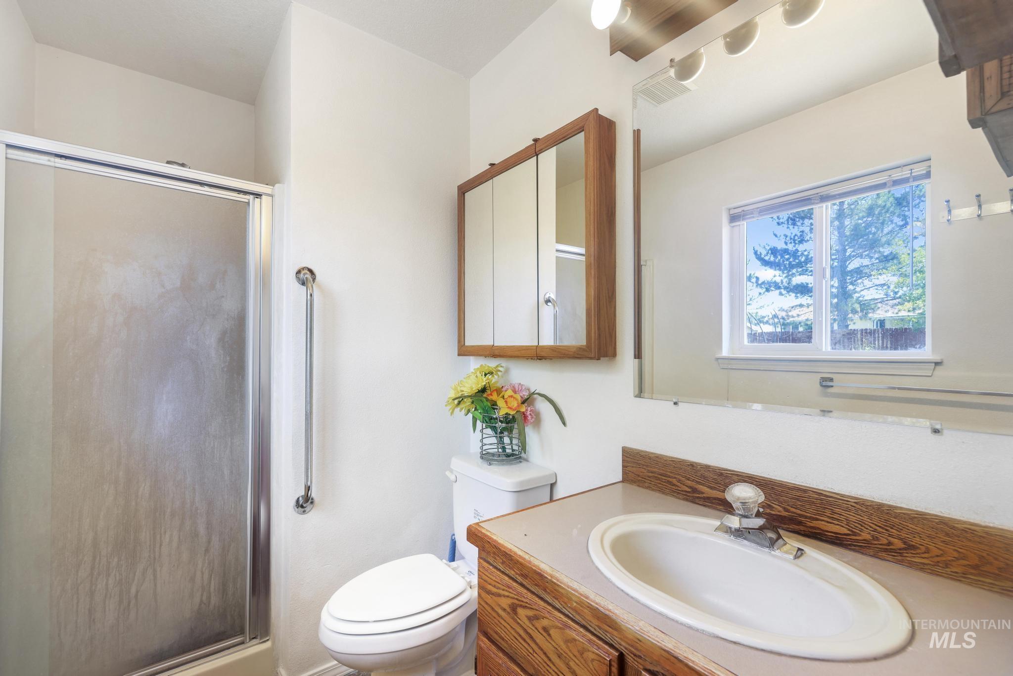 152 Cordova Ave. Property Photo 23