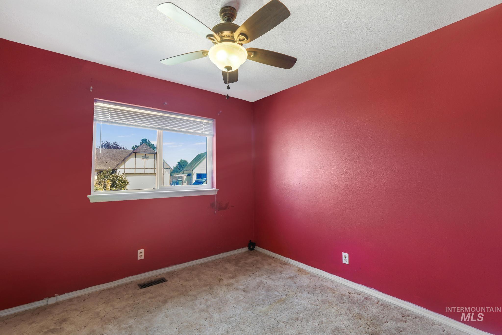 152 Cordova Ave. Property Photo 24