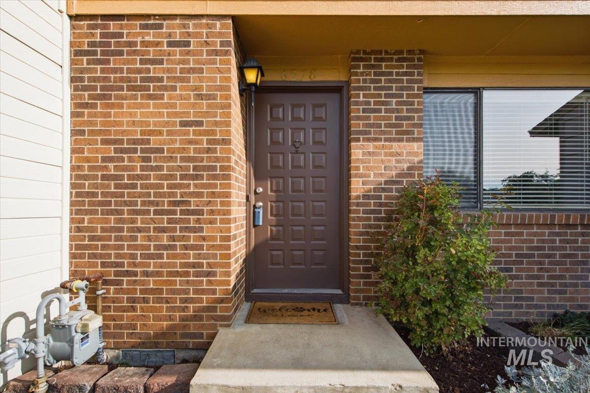 6578 W Denton St Property Photo 5