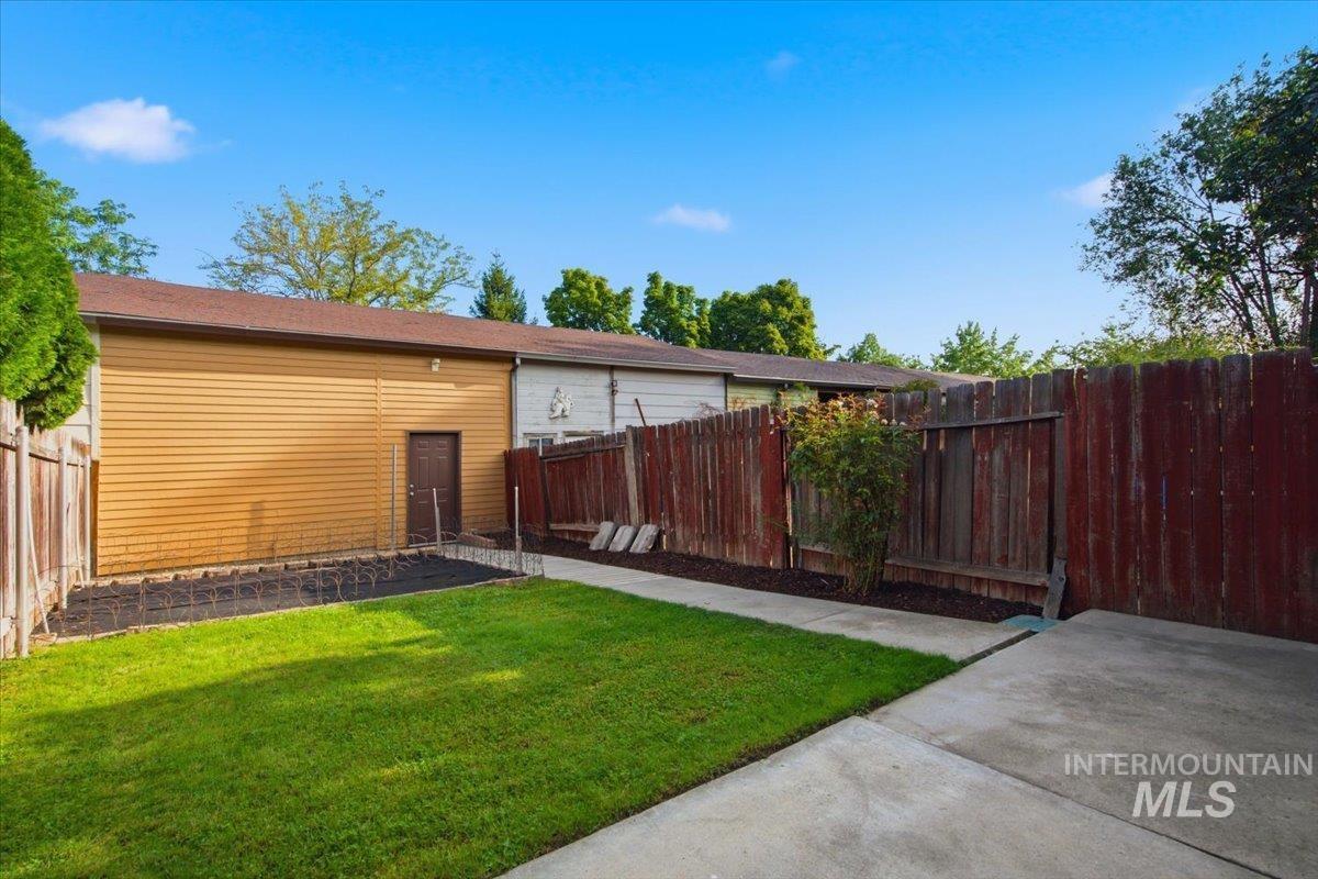 6578 W Denton St Property Photo 29