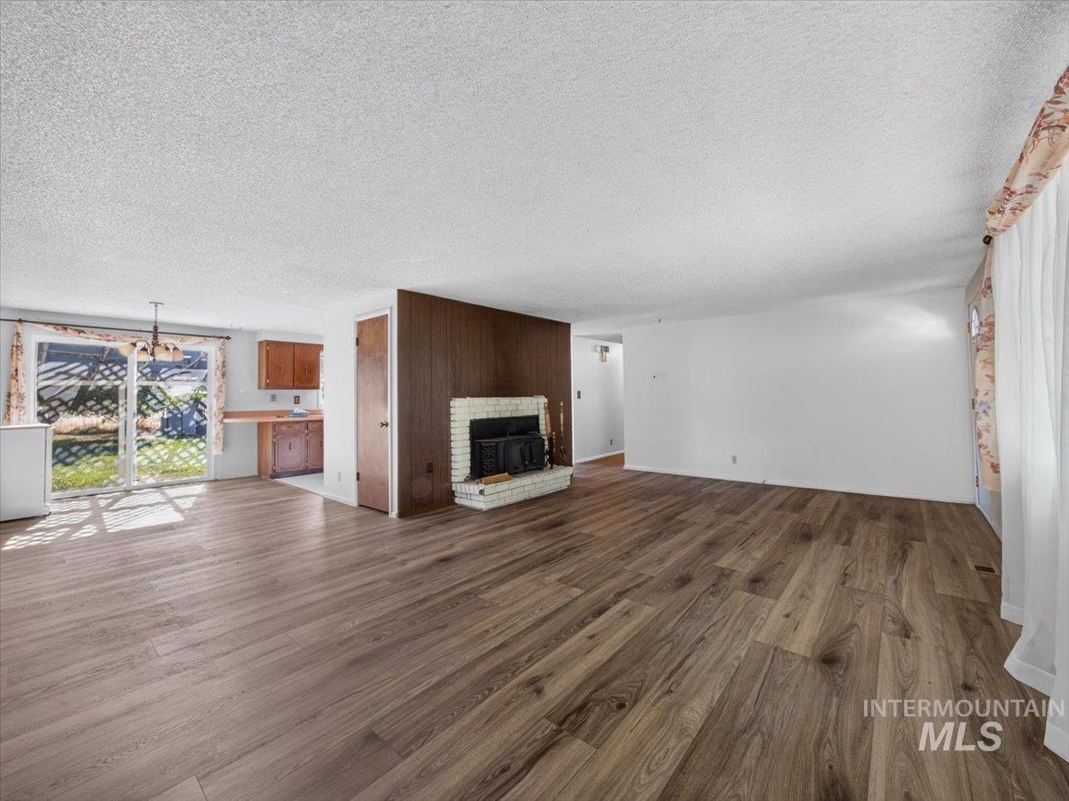 638 Meadow Dr Property Photo 11