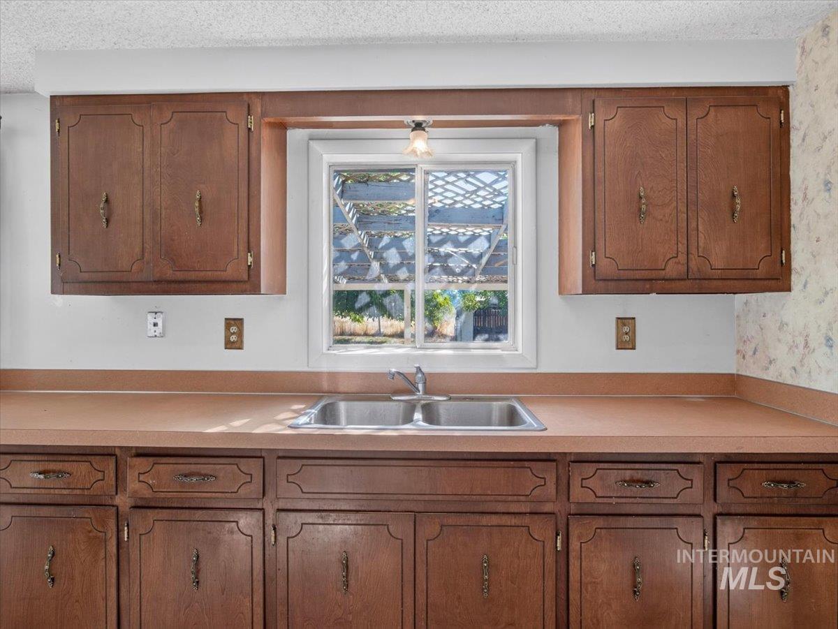 638 Meadow Dr Property Photo 23
