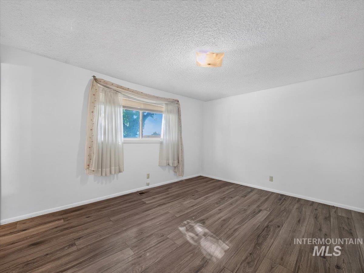638 Meadow Dr Property Photo 30