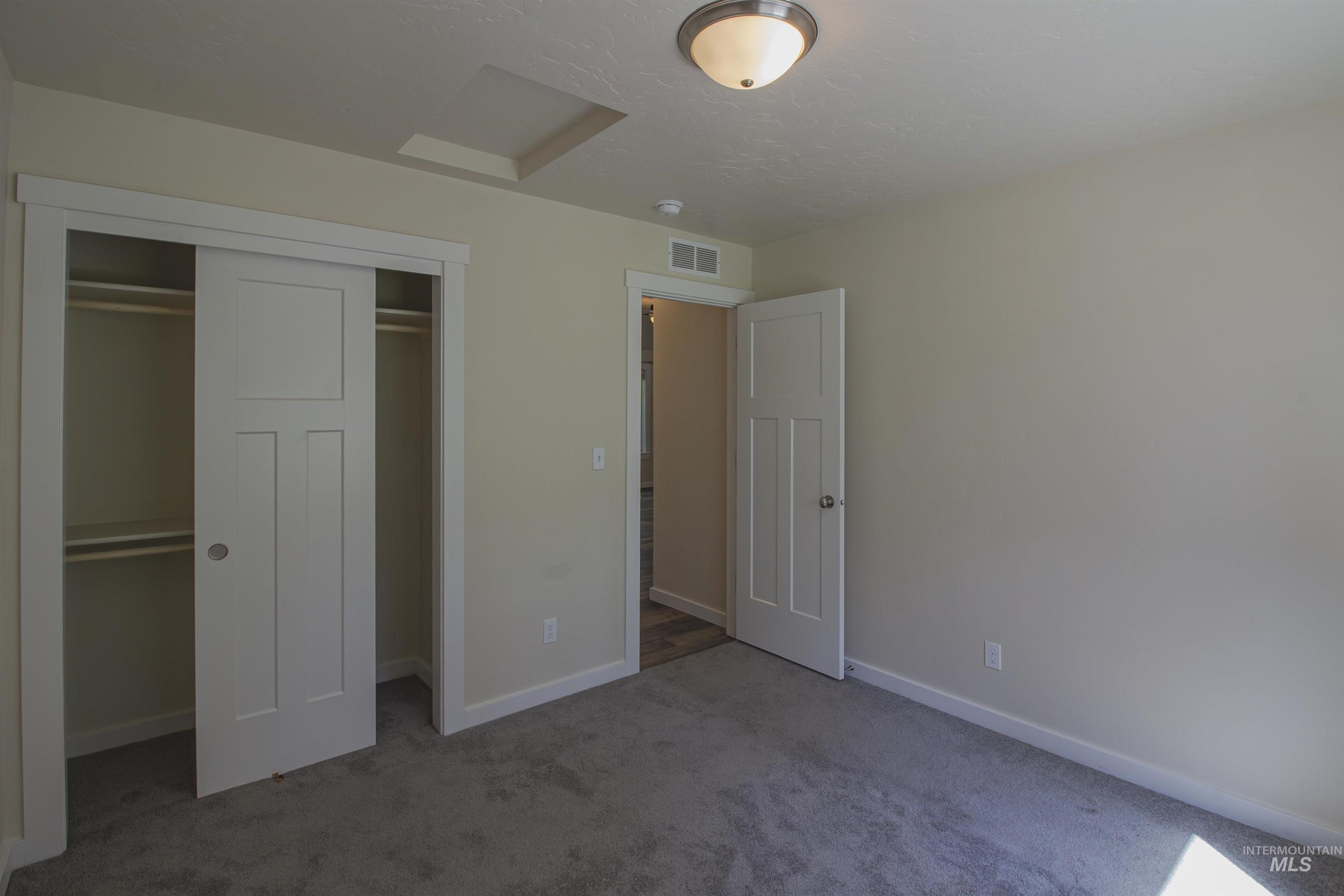 607 Peach Lane Property Photo 15