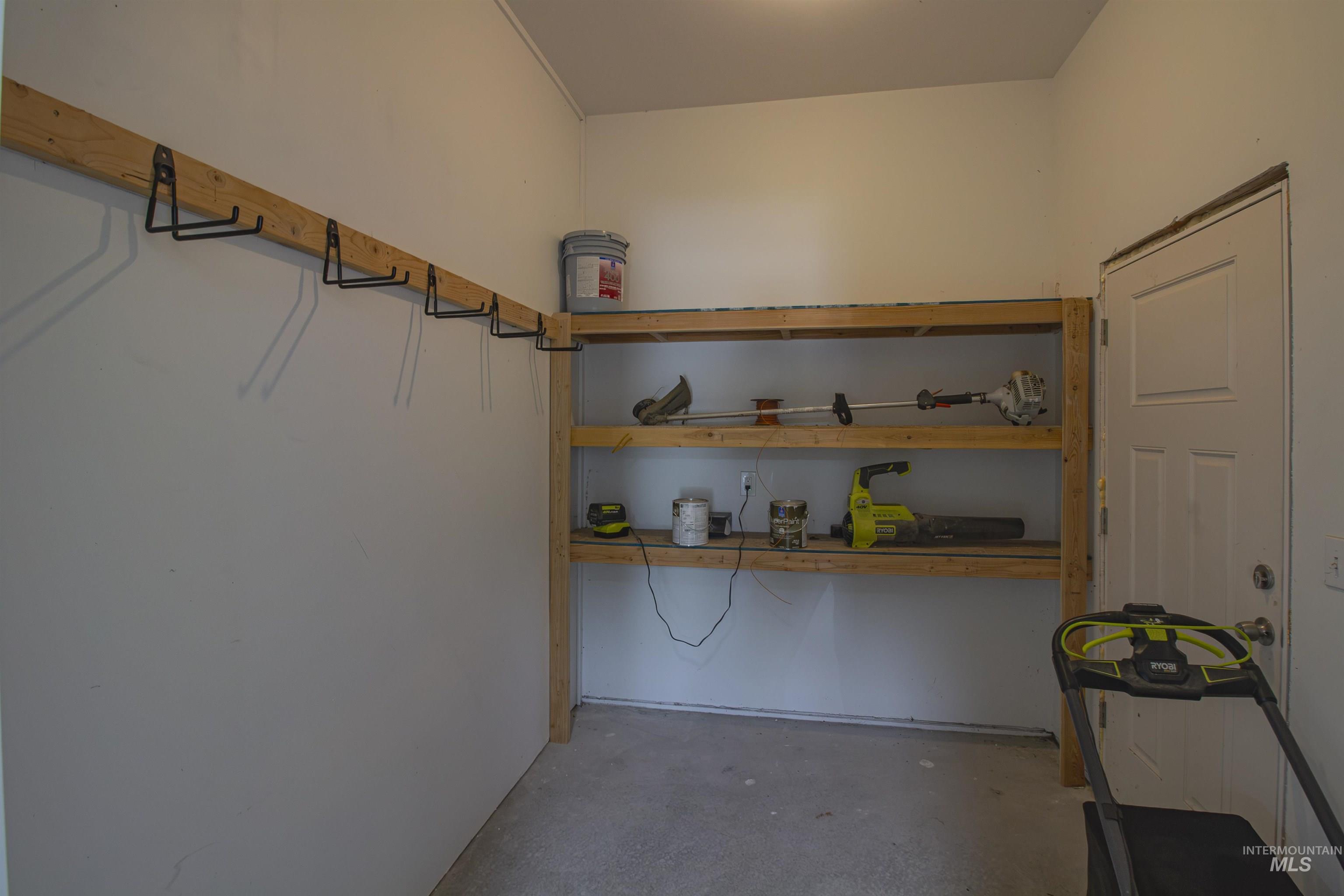 607 Peach Lane Property Photo 22
