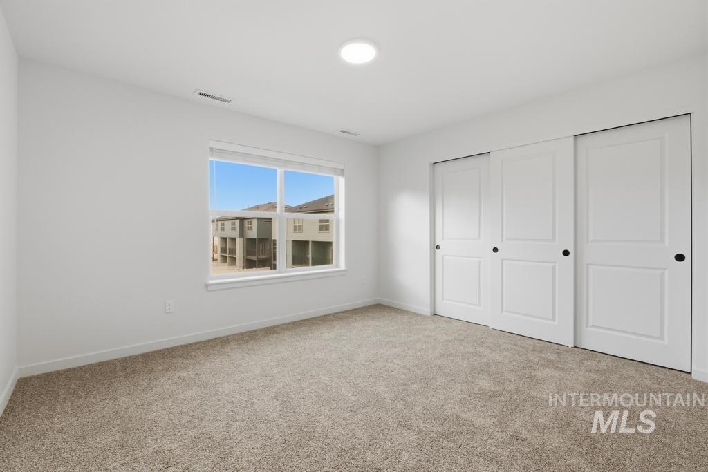 7545 W Swain Lane Property Photo 19