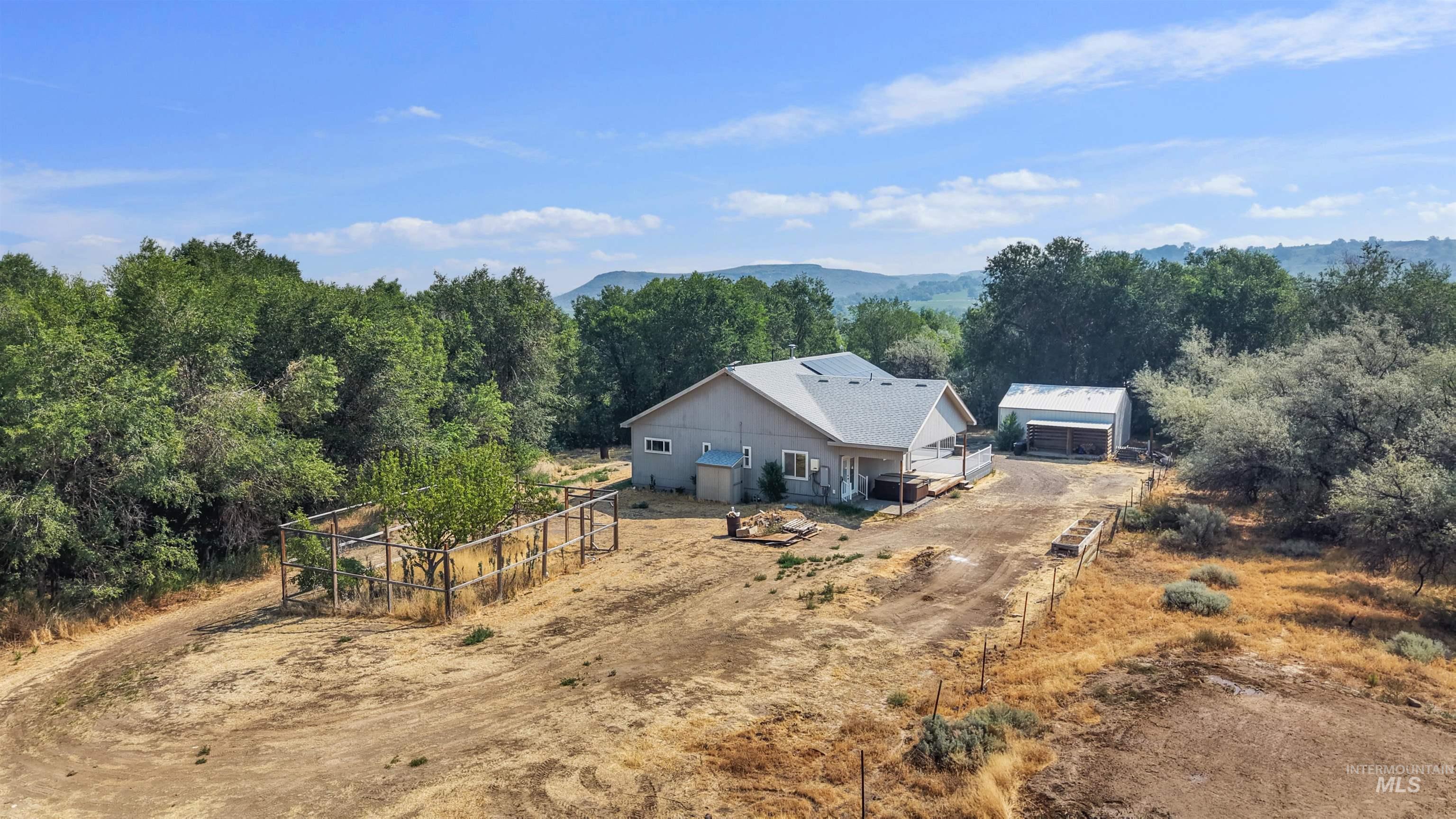 4301 Carter Pack Rd Property Photo 9
