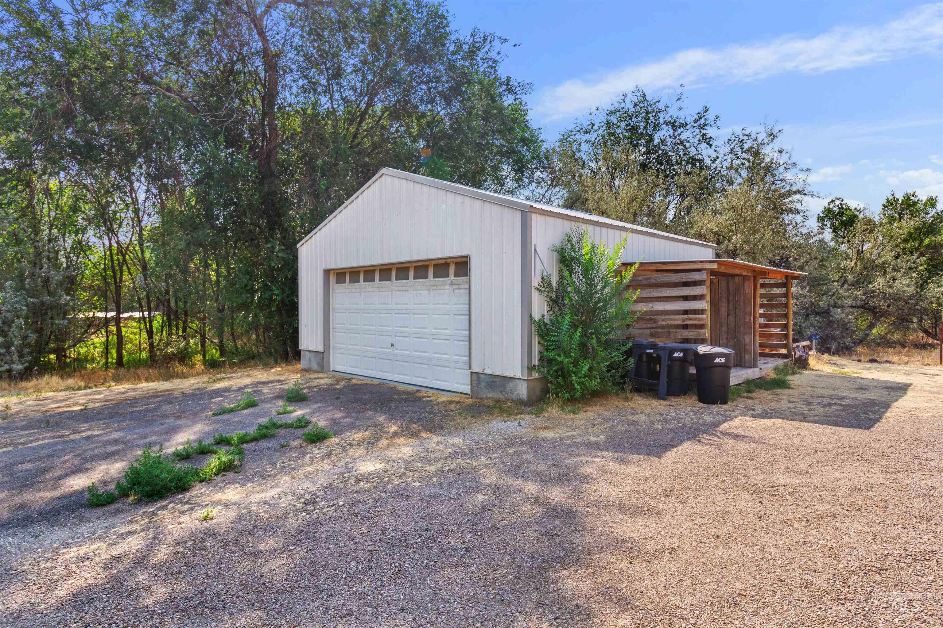 4301 Carter Pack Rd Property Photo 41