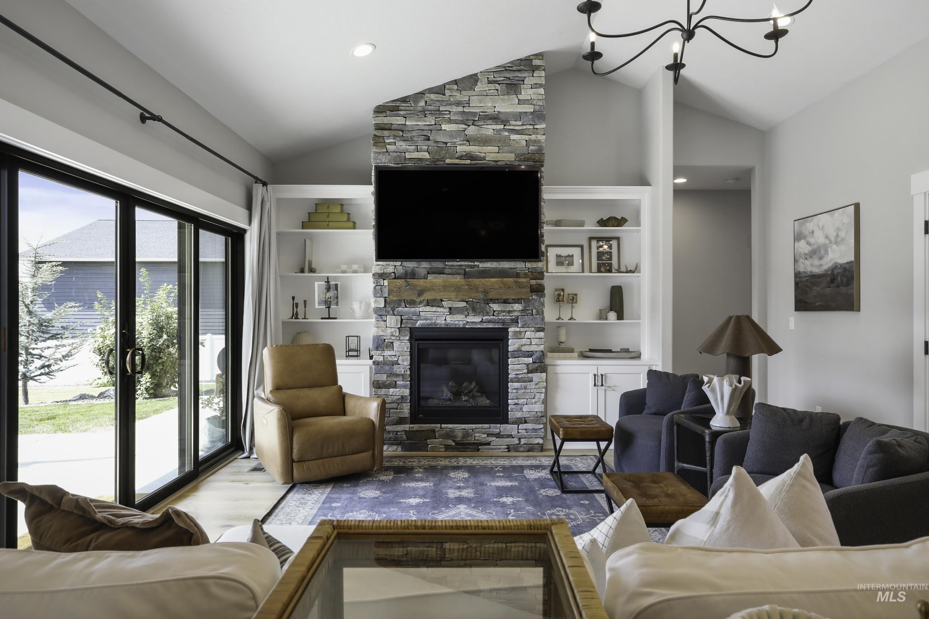 7688 Paddock Lane Property Photo 16