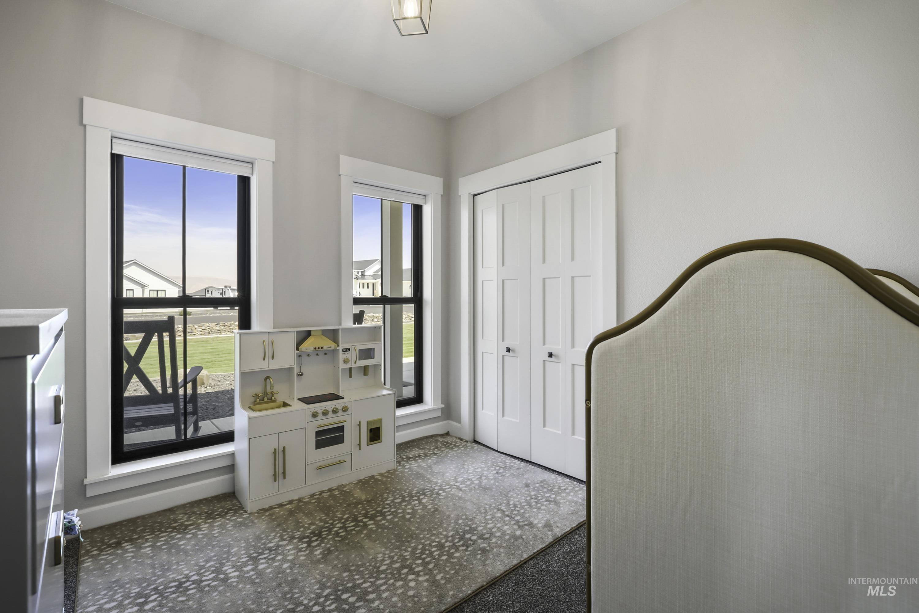 7688 Paddock Lane Property Photo 33