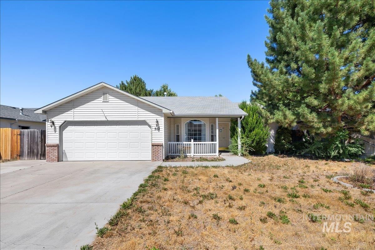 512 S Valley Dr Property Photo 4