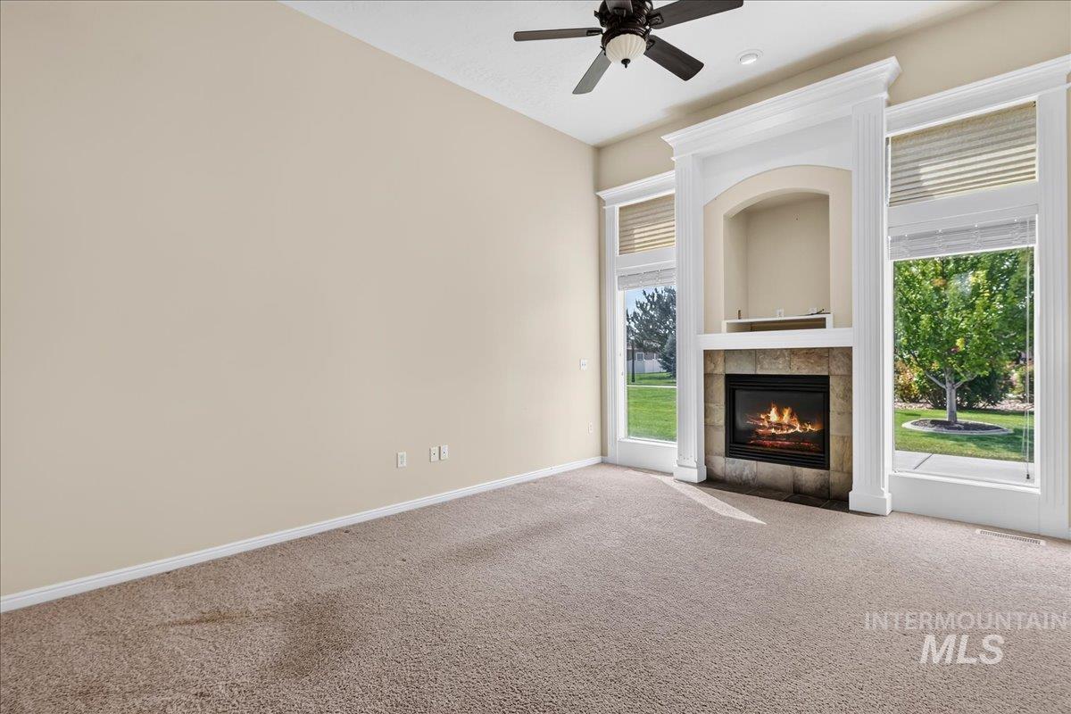 507 W. Briar Hill Property Photo 5