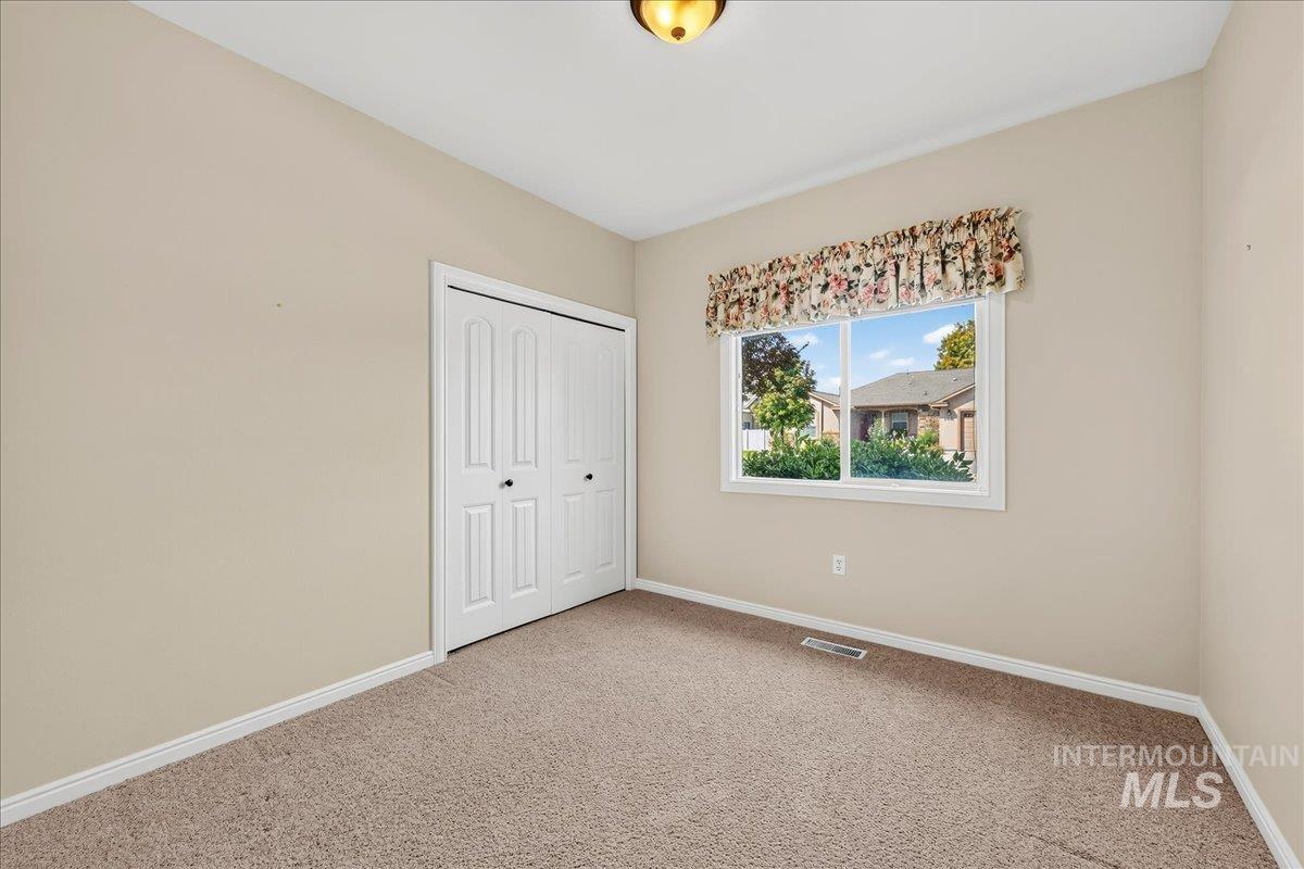 507 W. Briar Hill Property Photo 21