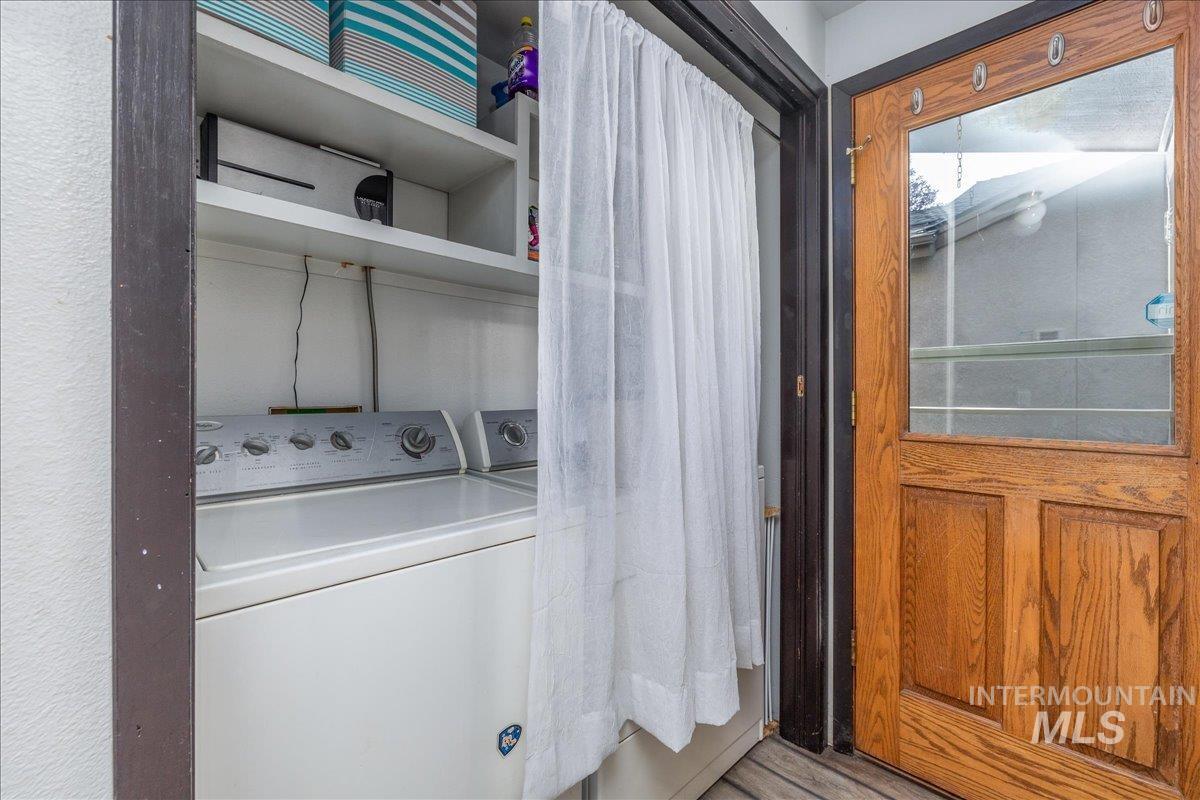 721 Parkside Way Property Photo 30
