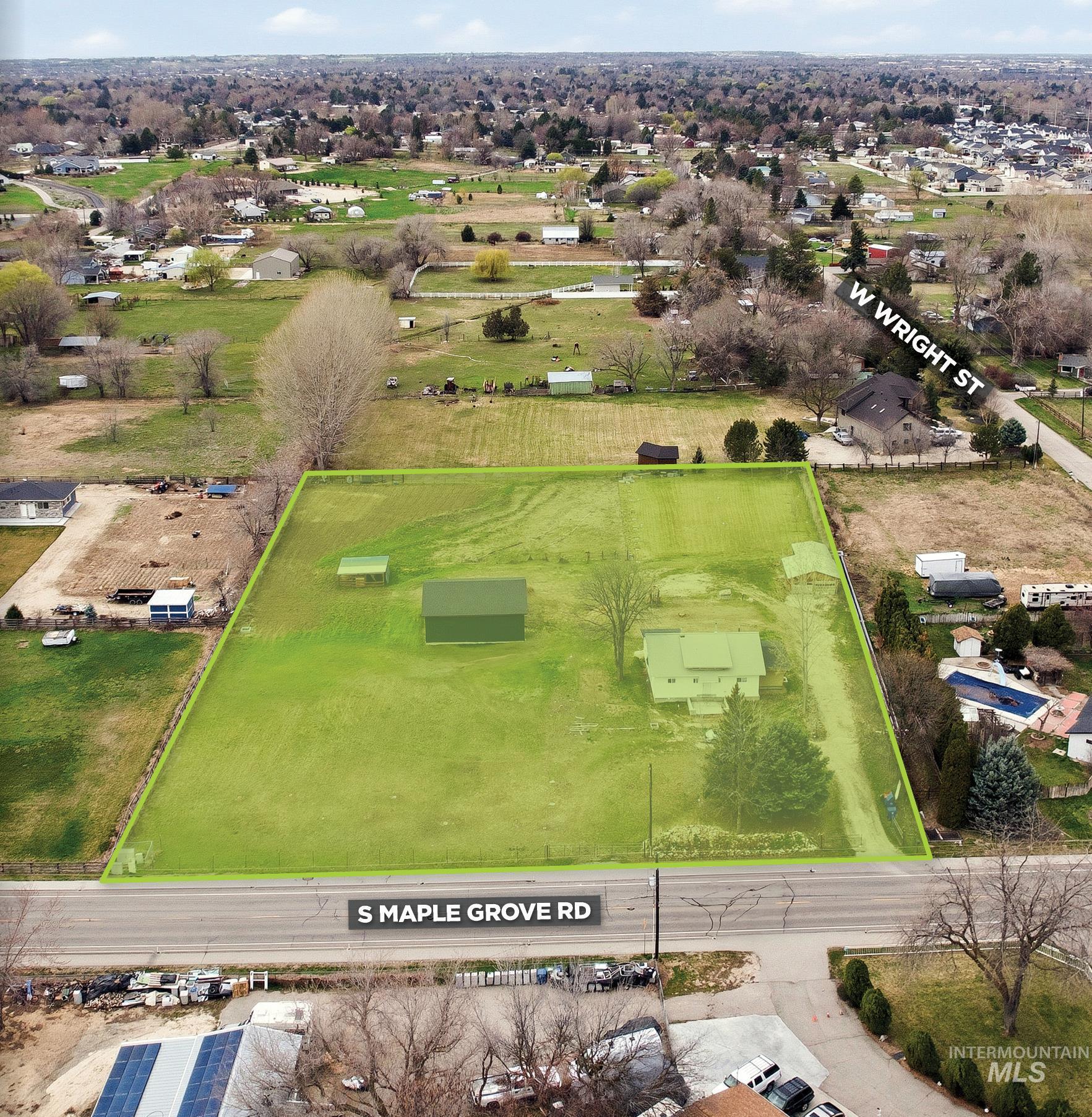 3505 S Maple Grove Property Photo 4