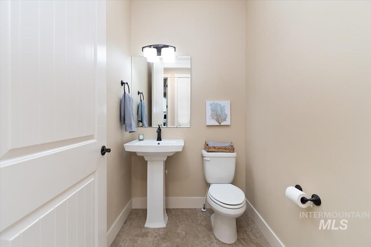 5945 W Beaufort Street Property Photo 26