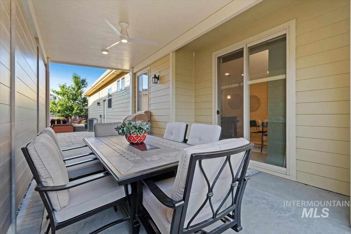 5945 W Beaufort Street Property Photo 31