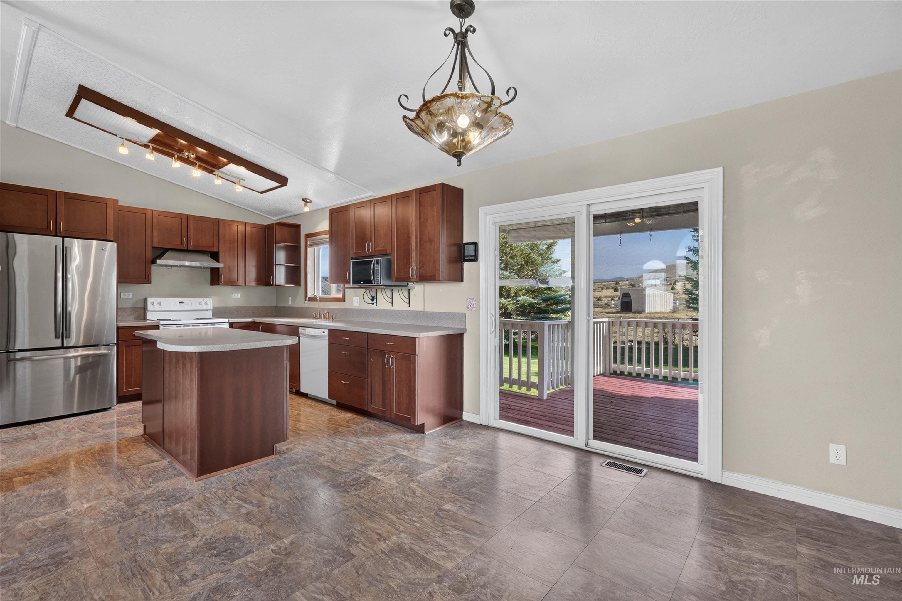 1153 City Creek Property Photo 11
