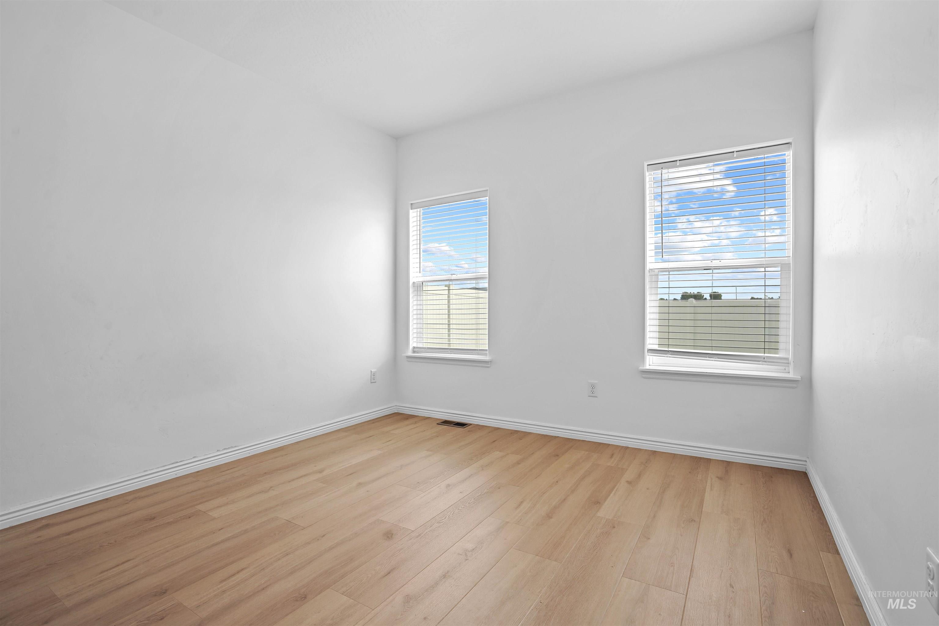 1009 Magnolia St Property Photo 19