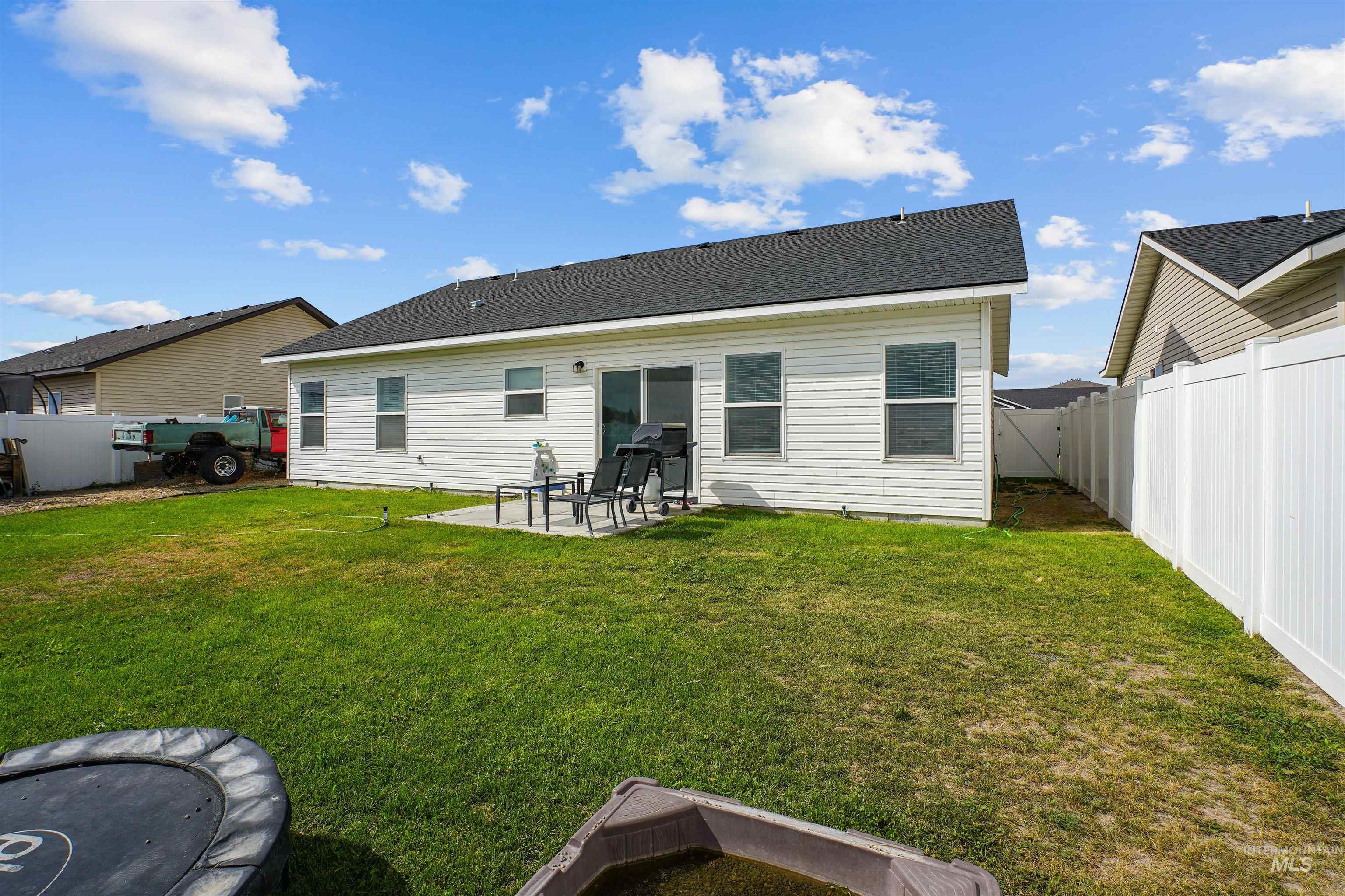 1009 Magnolia St Property Photo 31
