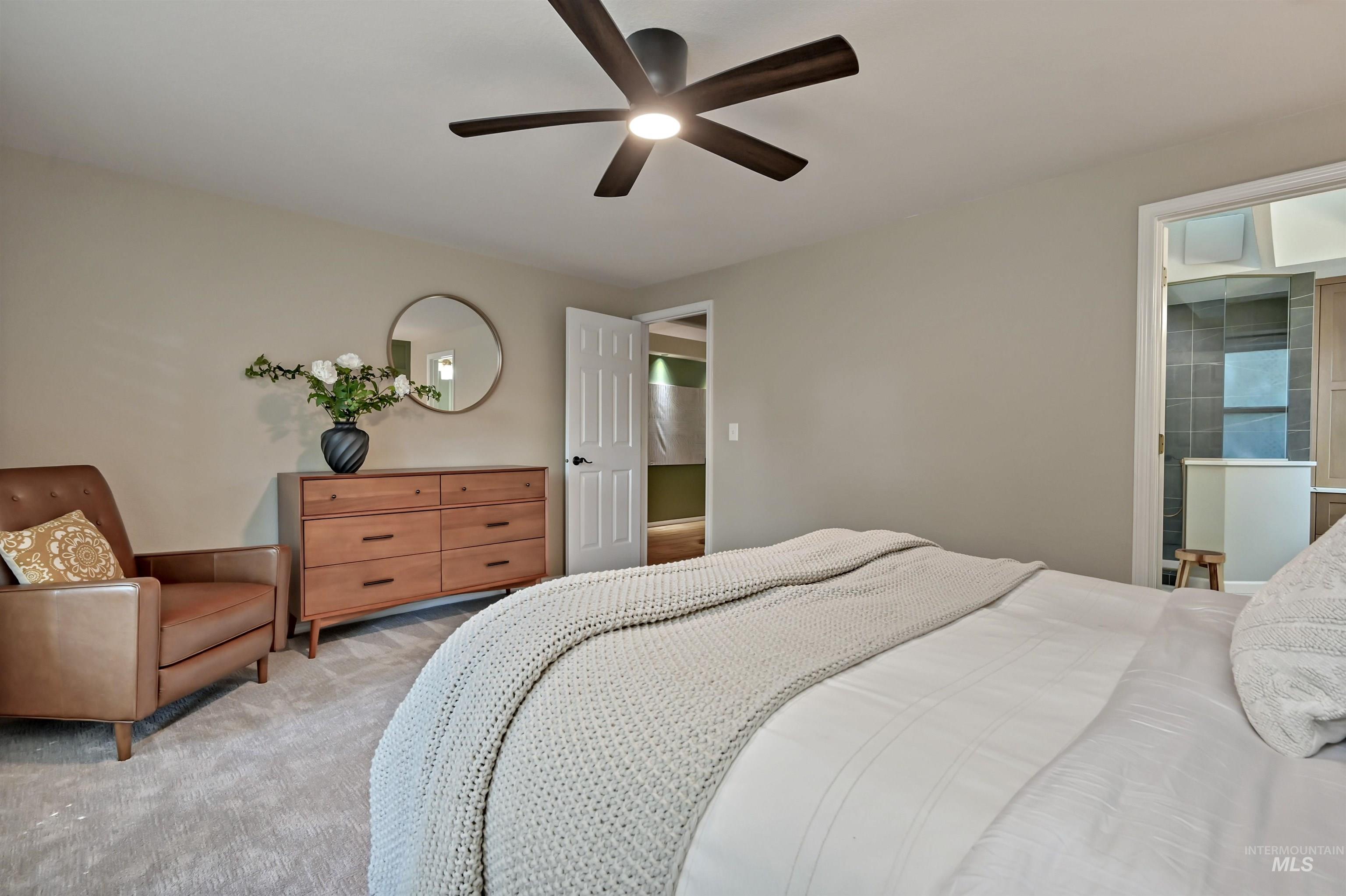 1539 E Spinnaker Court Property Photo 17