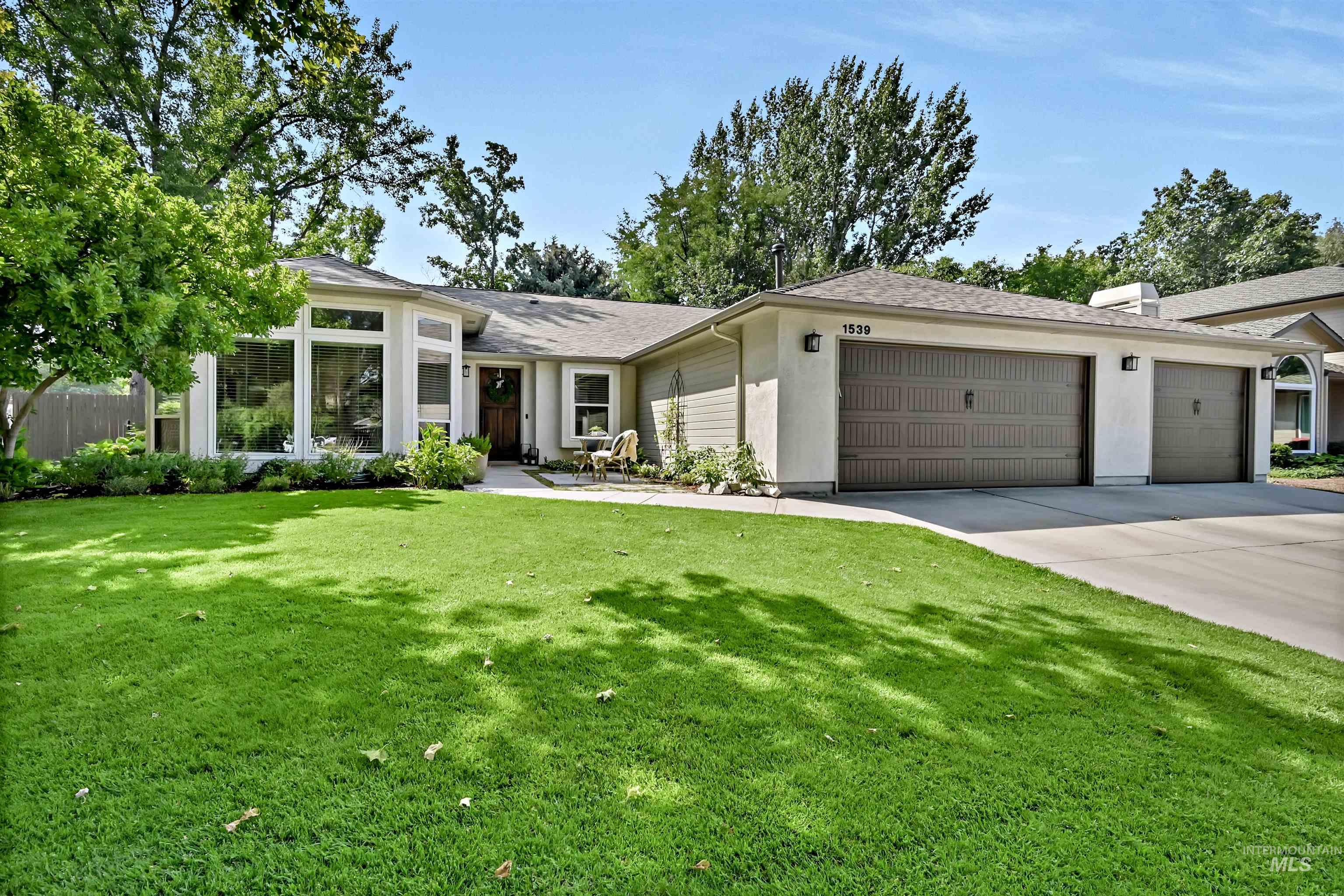 1539 E Spinnaker Court Property Photo 40