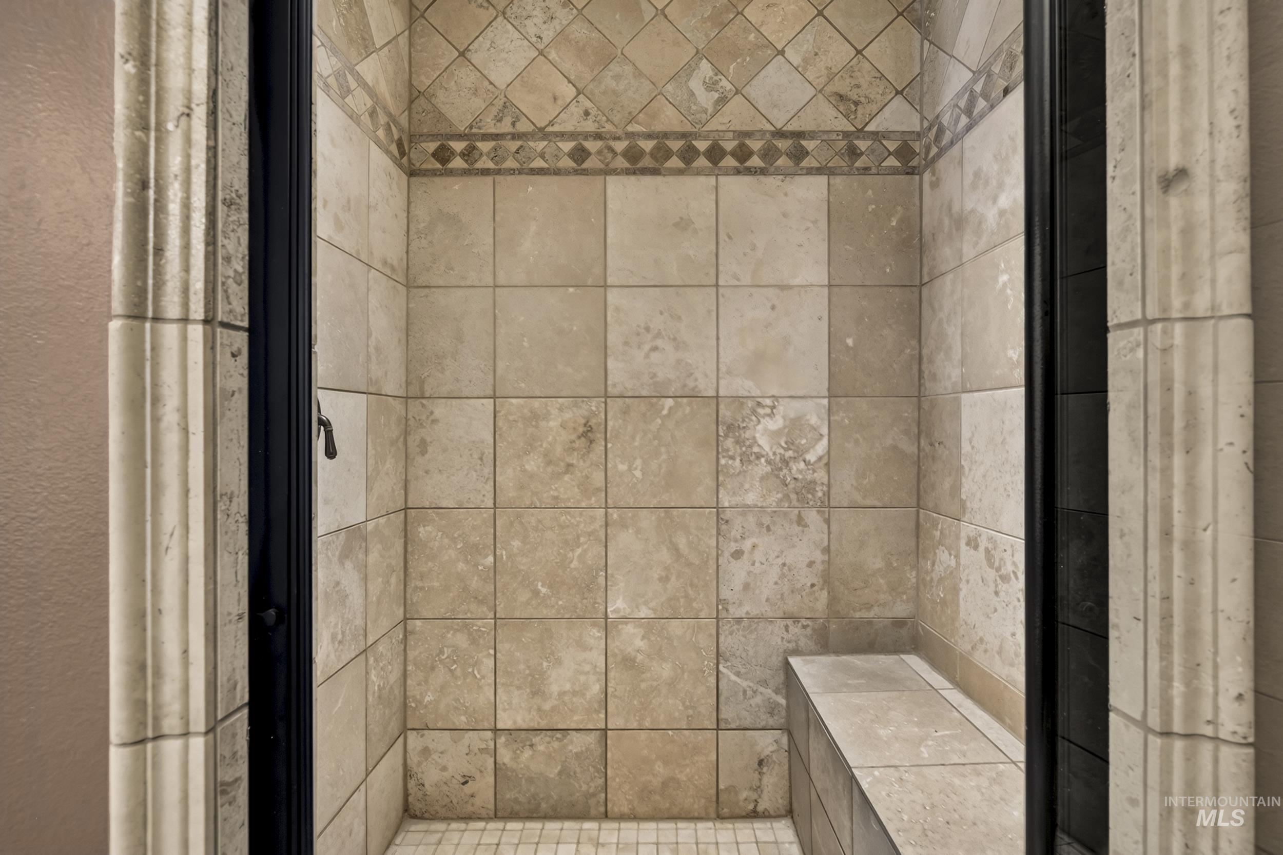 183 W 265 N Property Photo 17