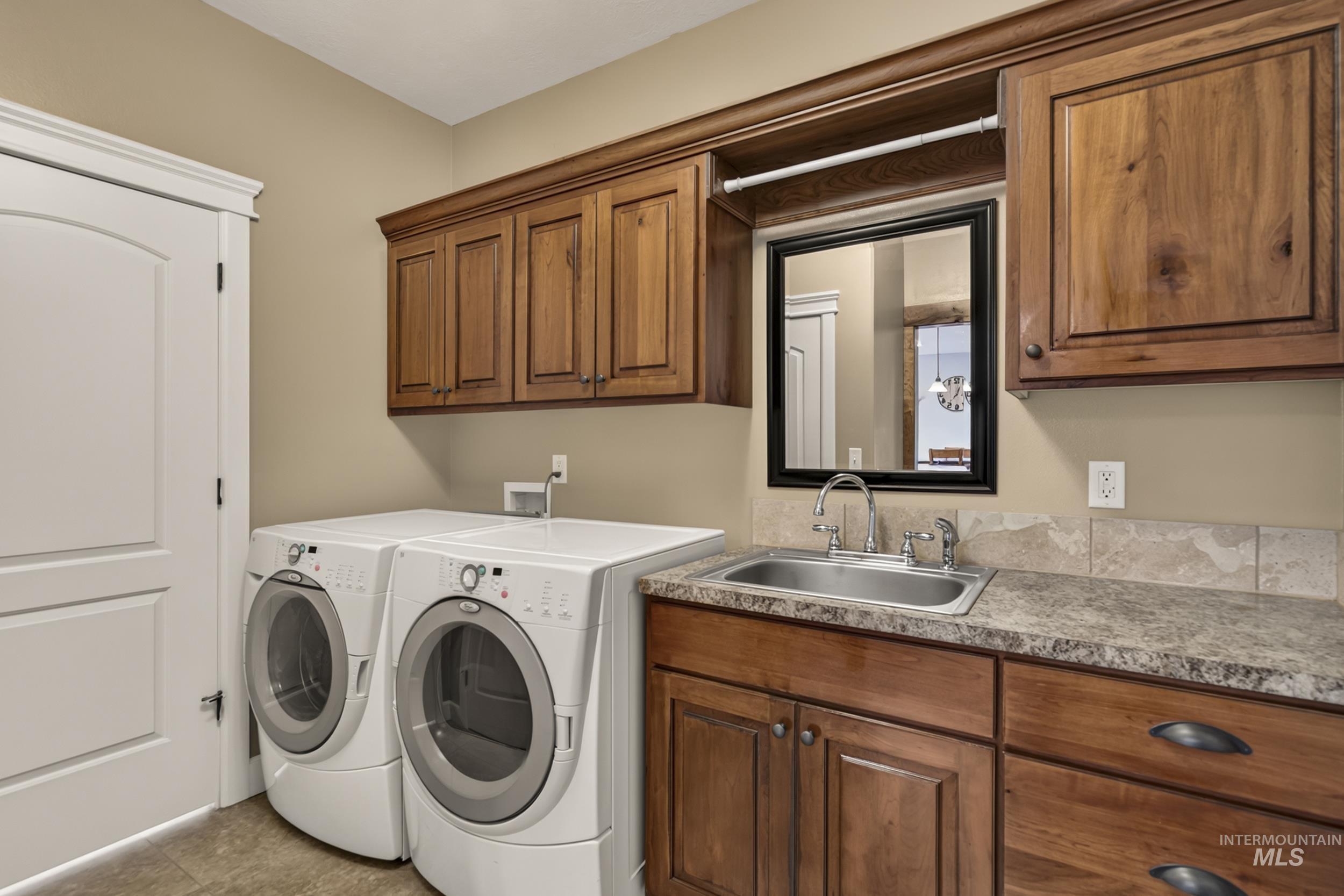 183 W 265 N Property Photo 25