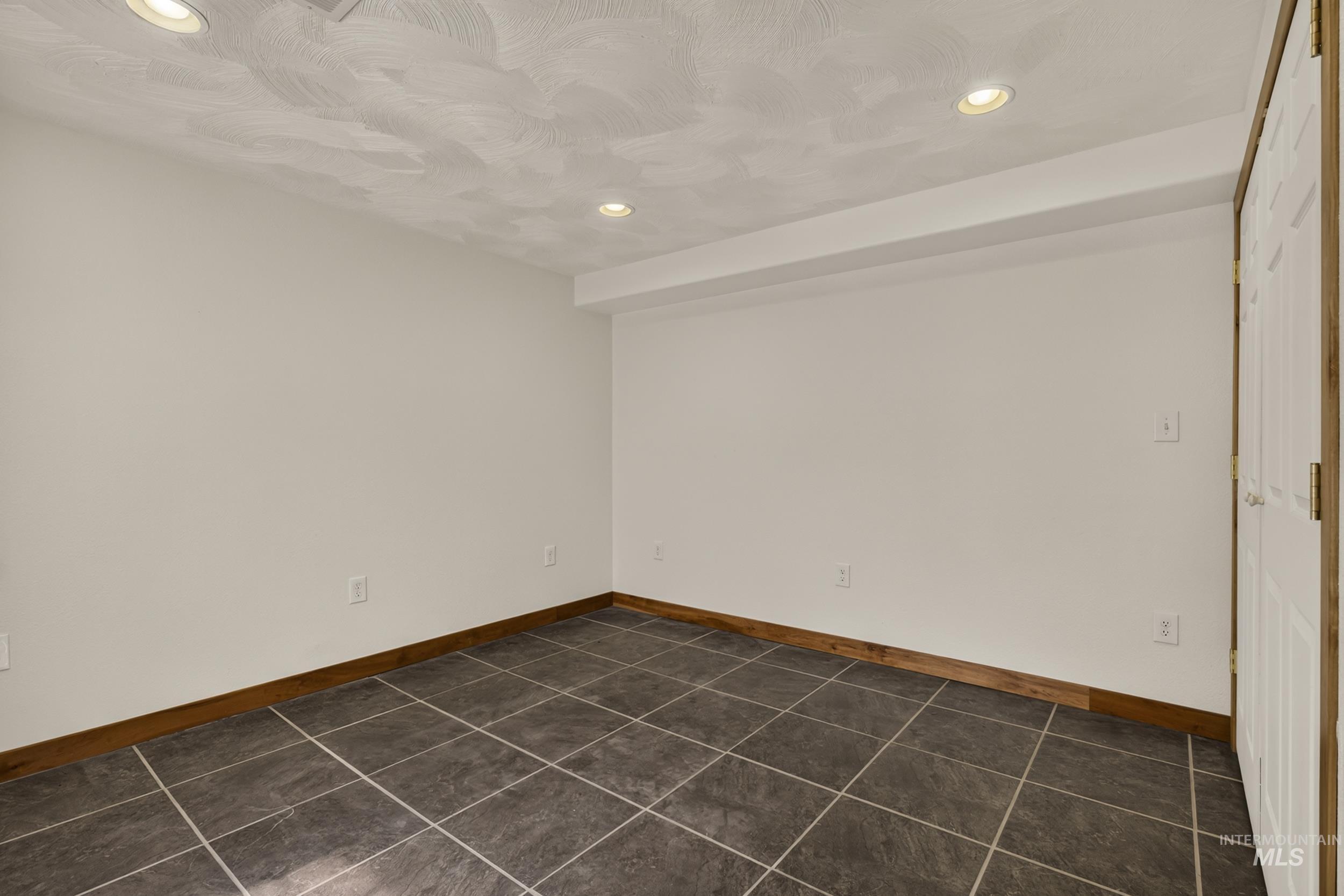 183 W 265 N Property Photo 30