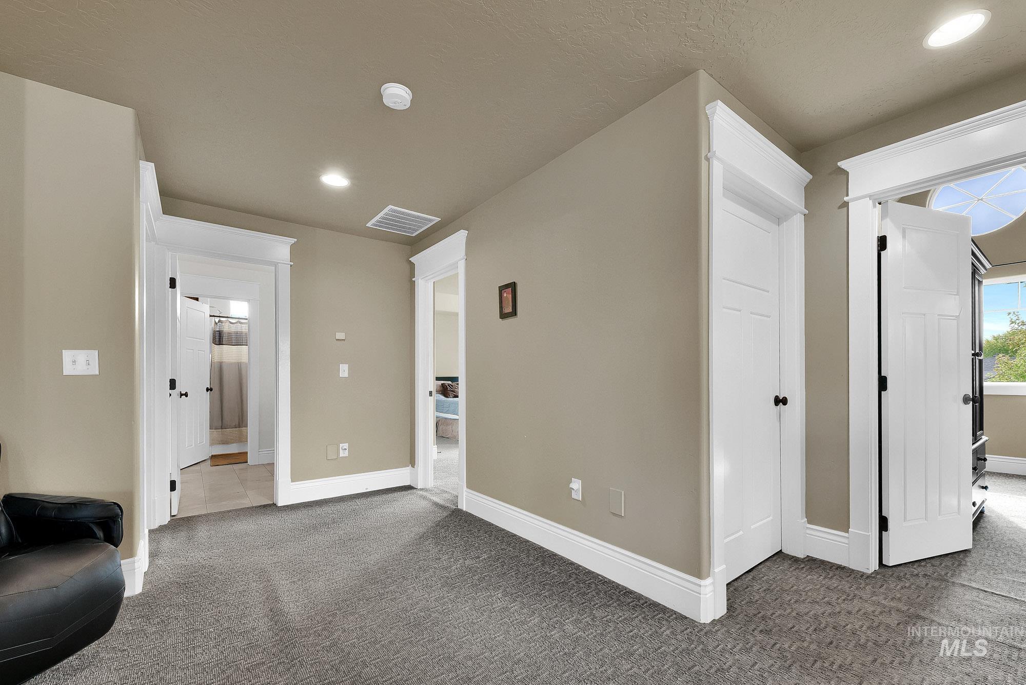 4028 N Quenzer Way Property Photo 34