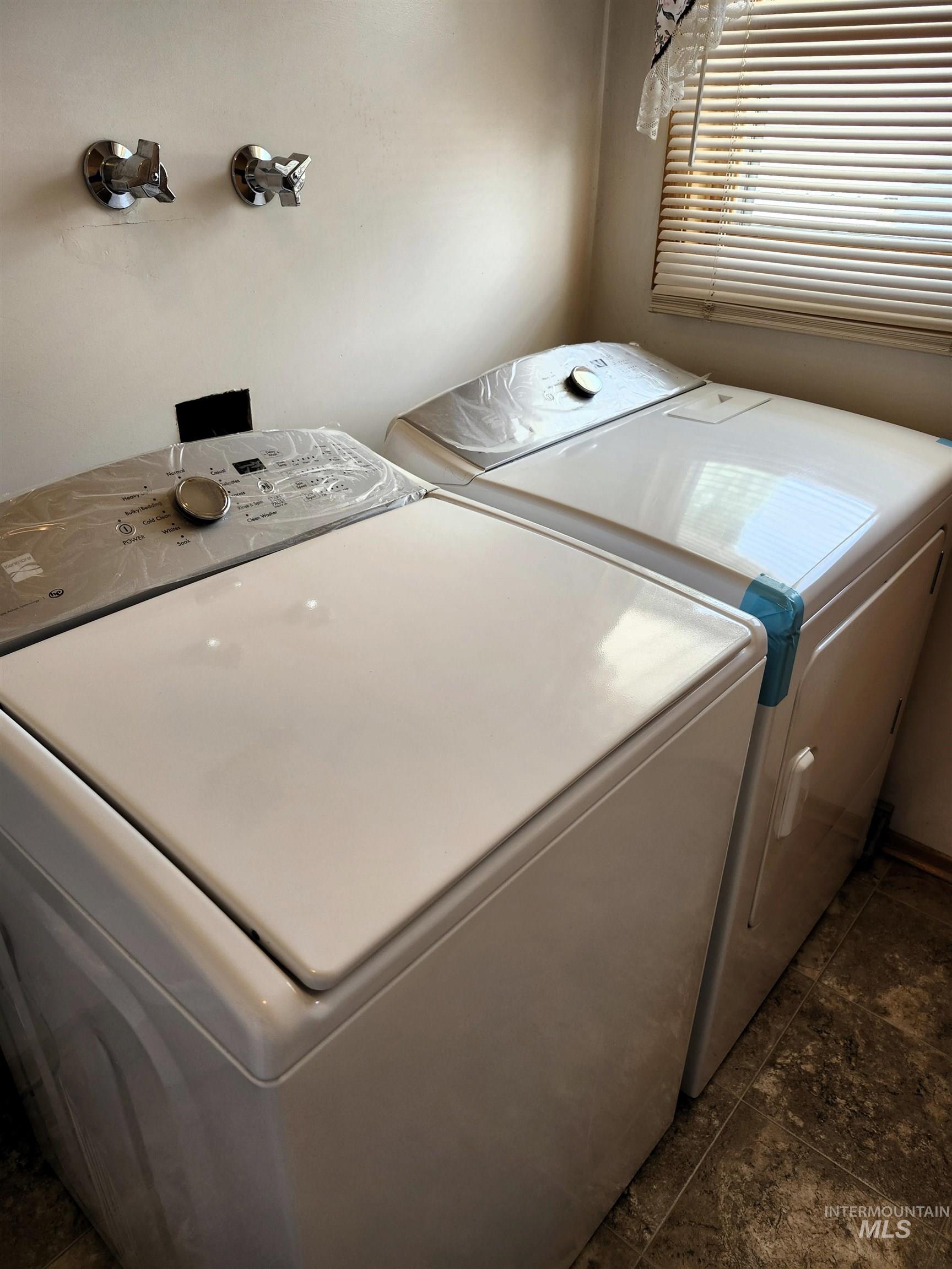 220 Cedar Street Property Photo 15