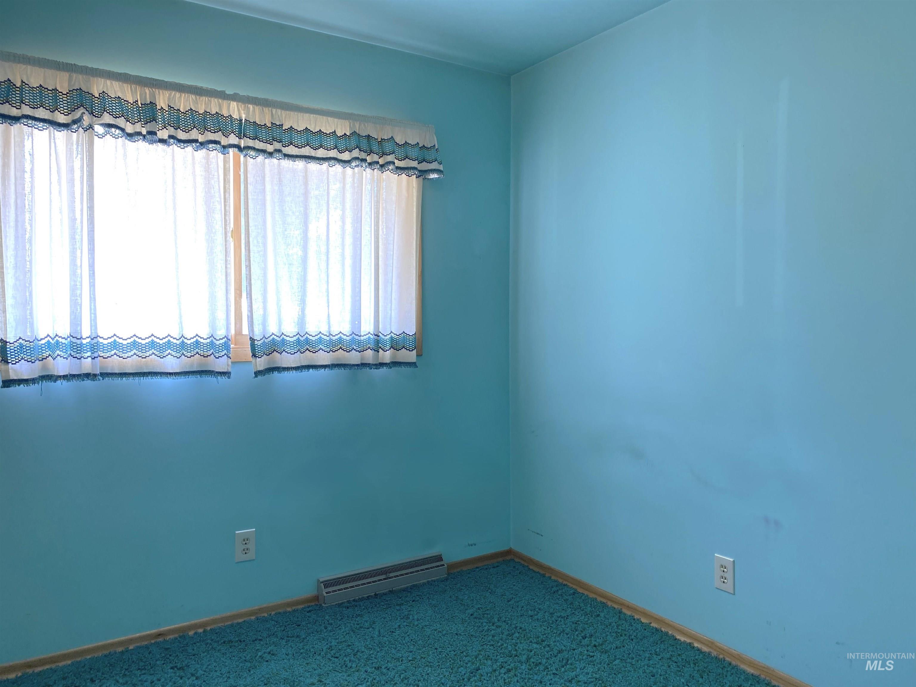 220 Cedar Street Property Photo 17