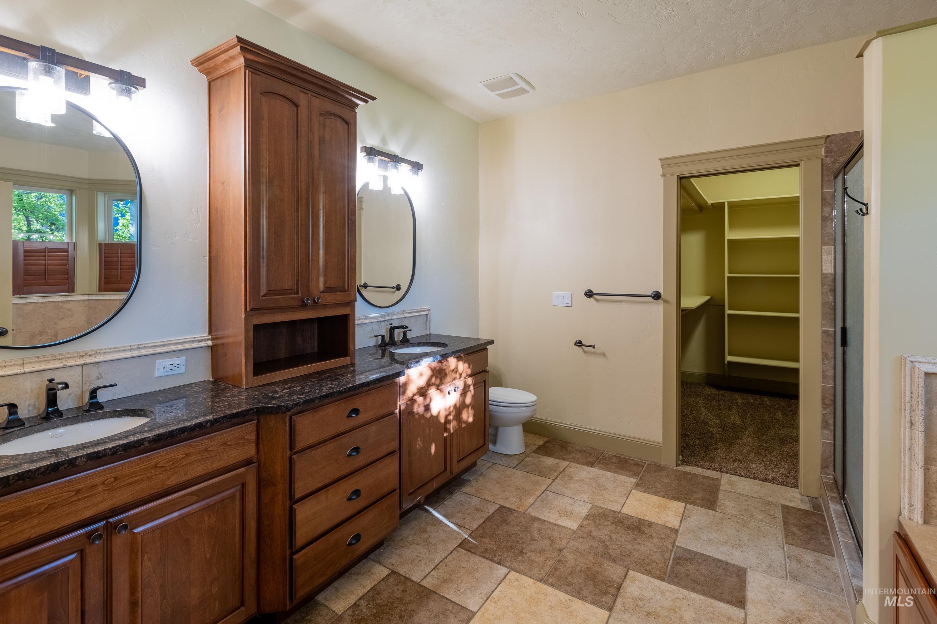 1818 W Silver Creek Court Property Photo 22