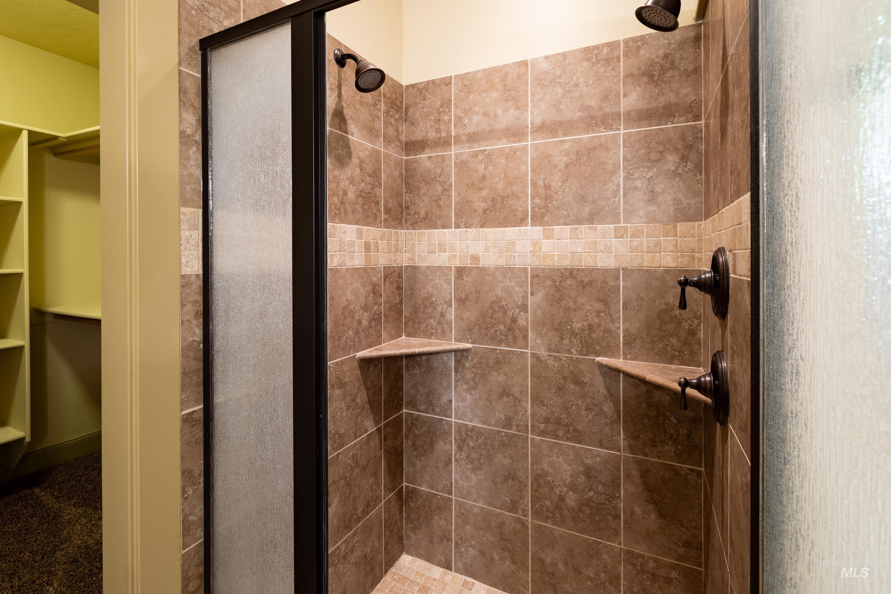 1818 W Silver Creek Court Property Photo 24