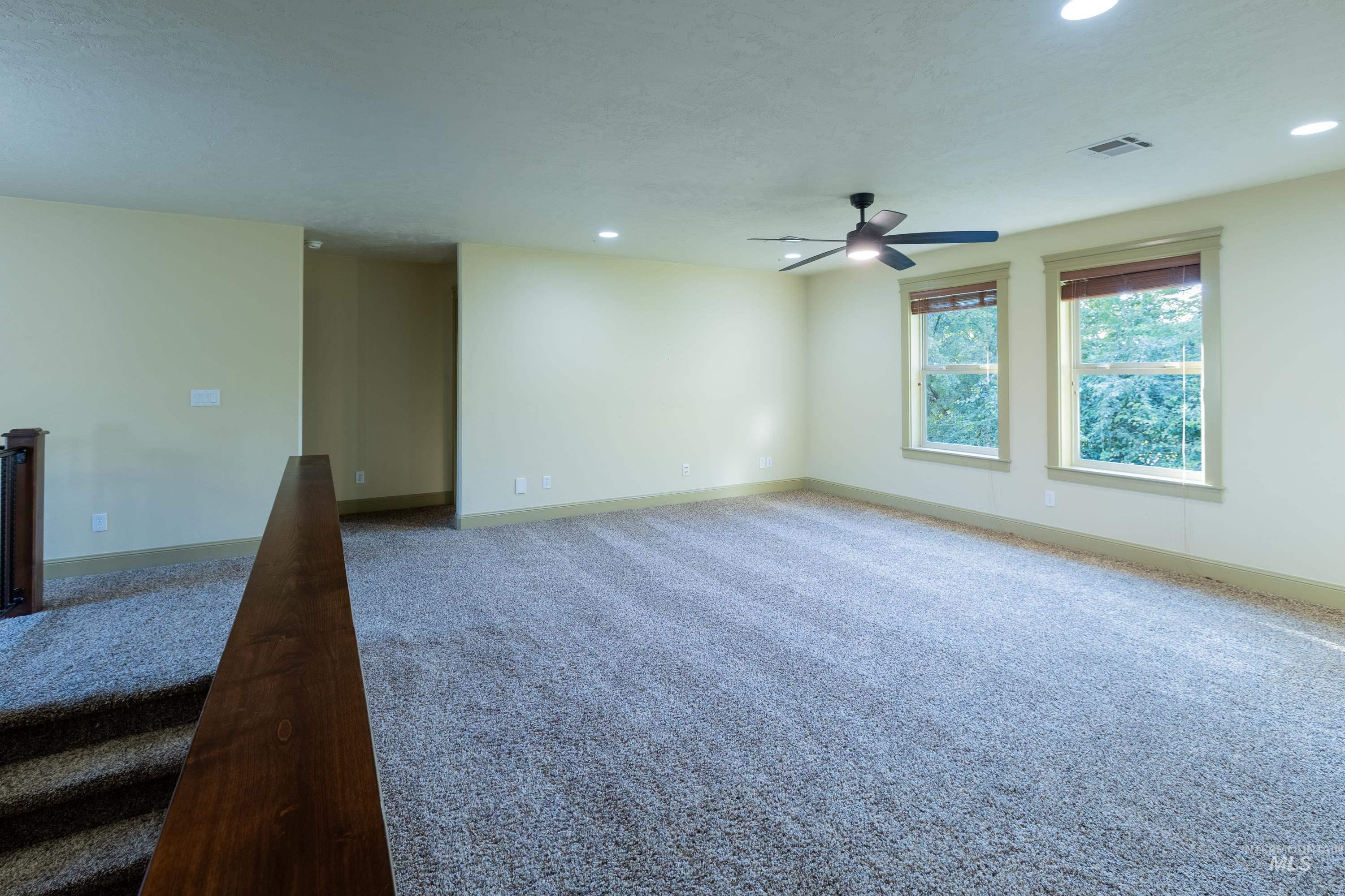 1818 W Silver Creek Court Property Photo 28
